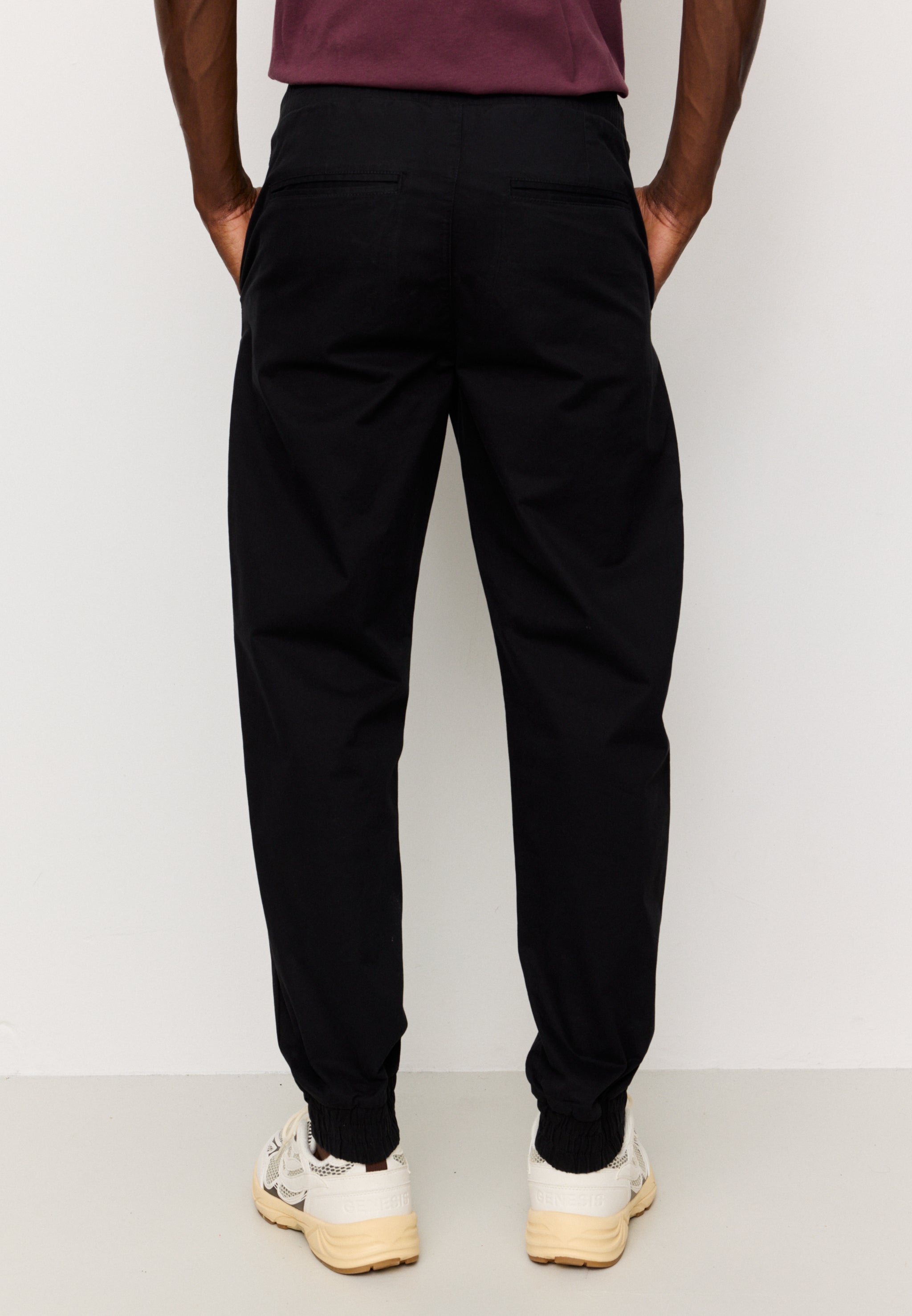 Recolution Musa pantalone chino nero elastico