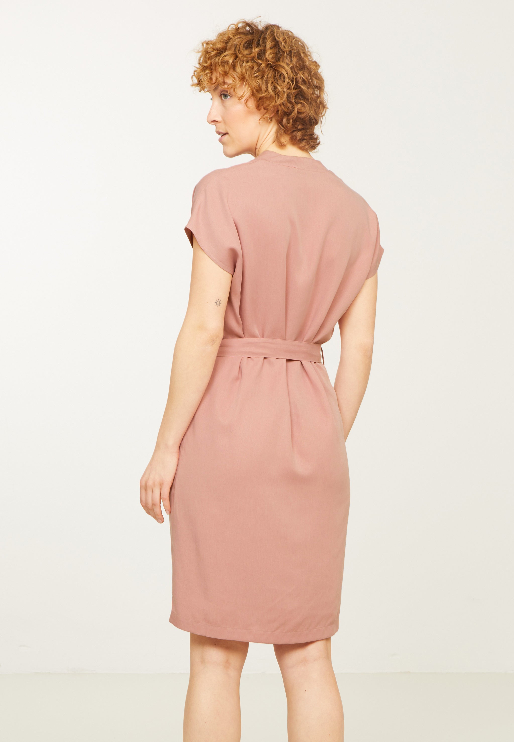 Recolution Yunnan vestito midi ash rose in lyocell
