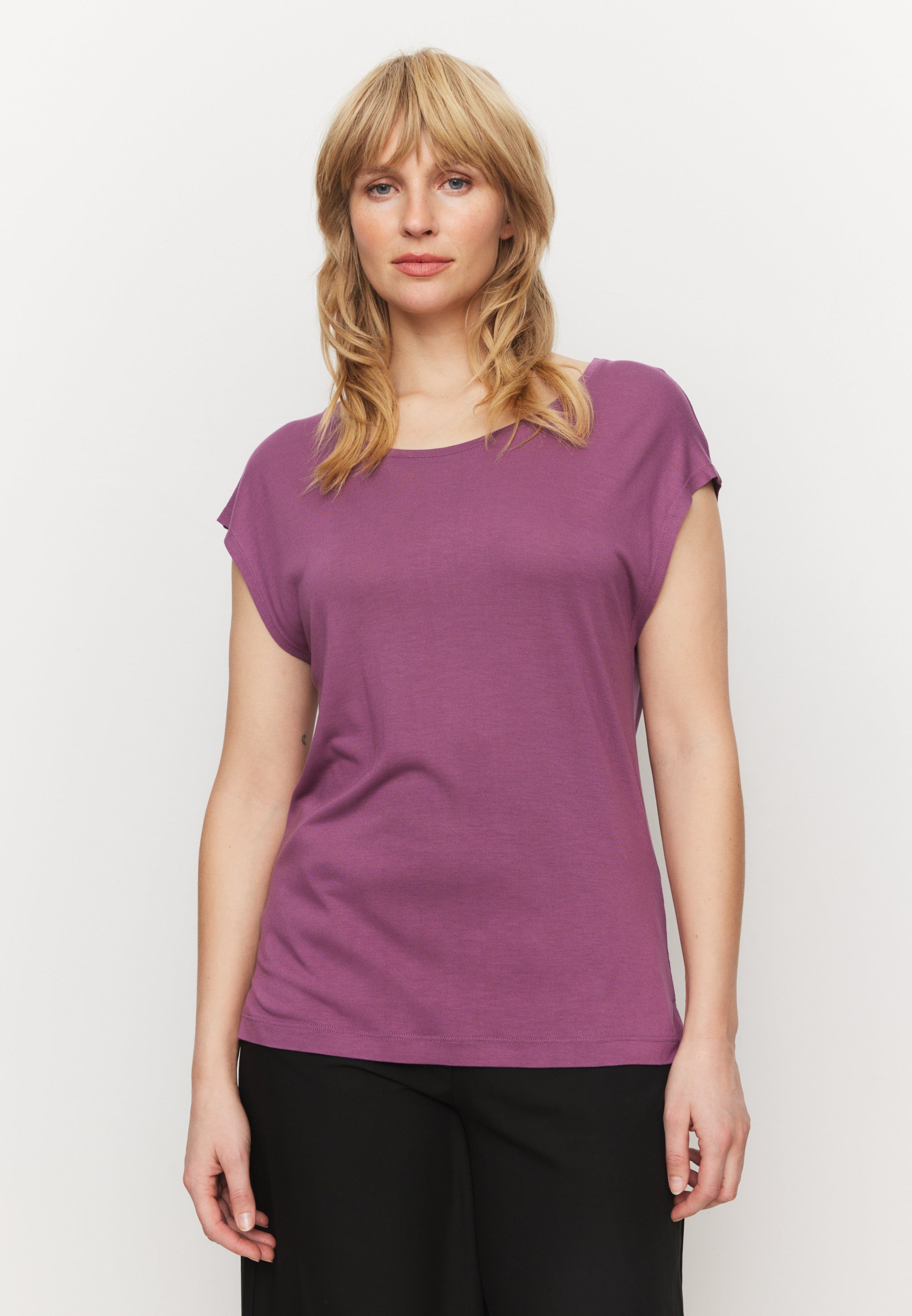 Recolution Mithila t-shirt bordeaux viscosa loose fit