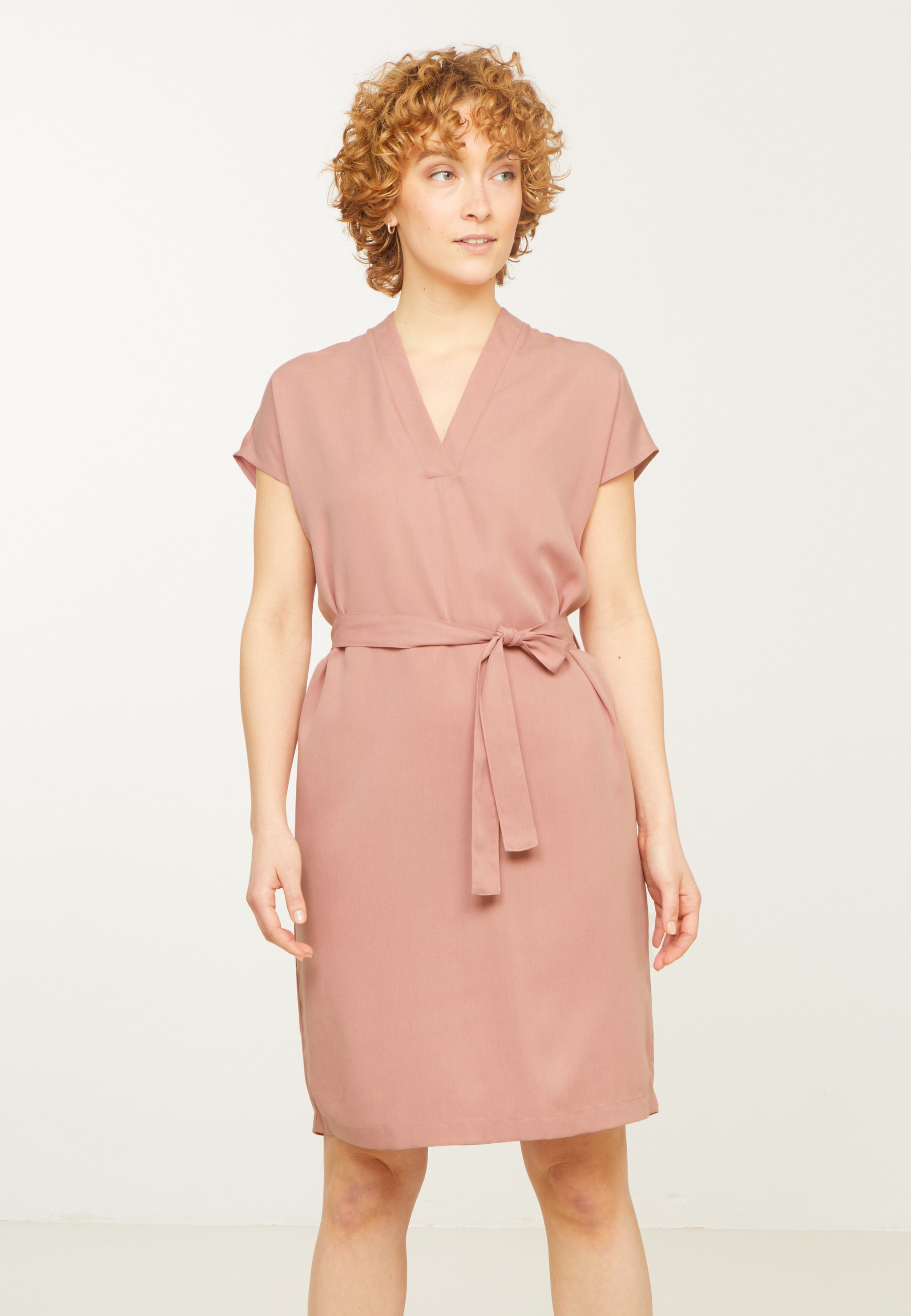 Recolution Yunnan vestito midi ash rose in lyocell