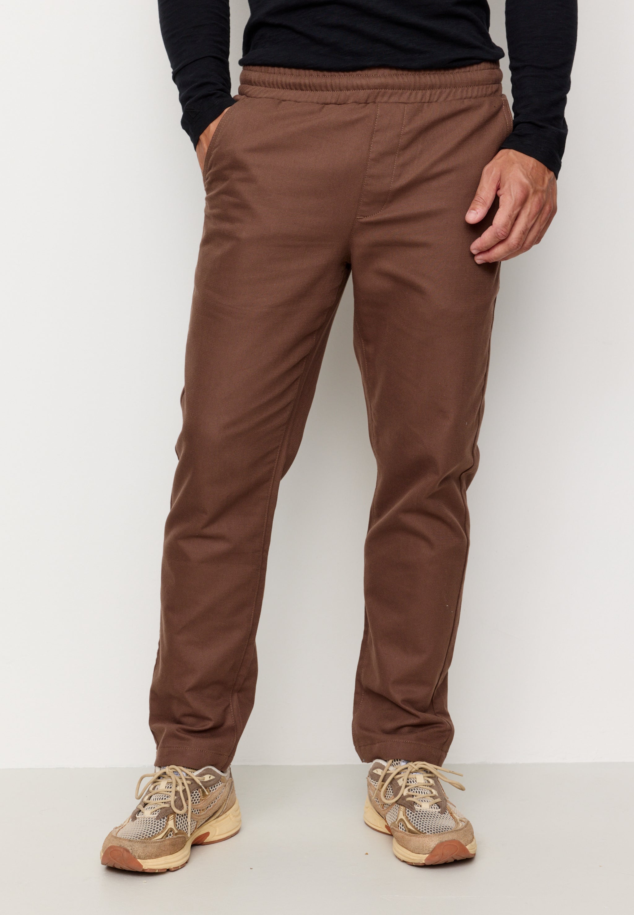Recolution Tamarind chino uomo marrone cotone bio