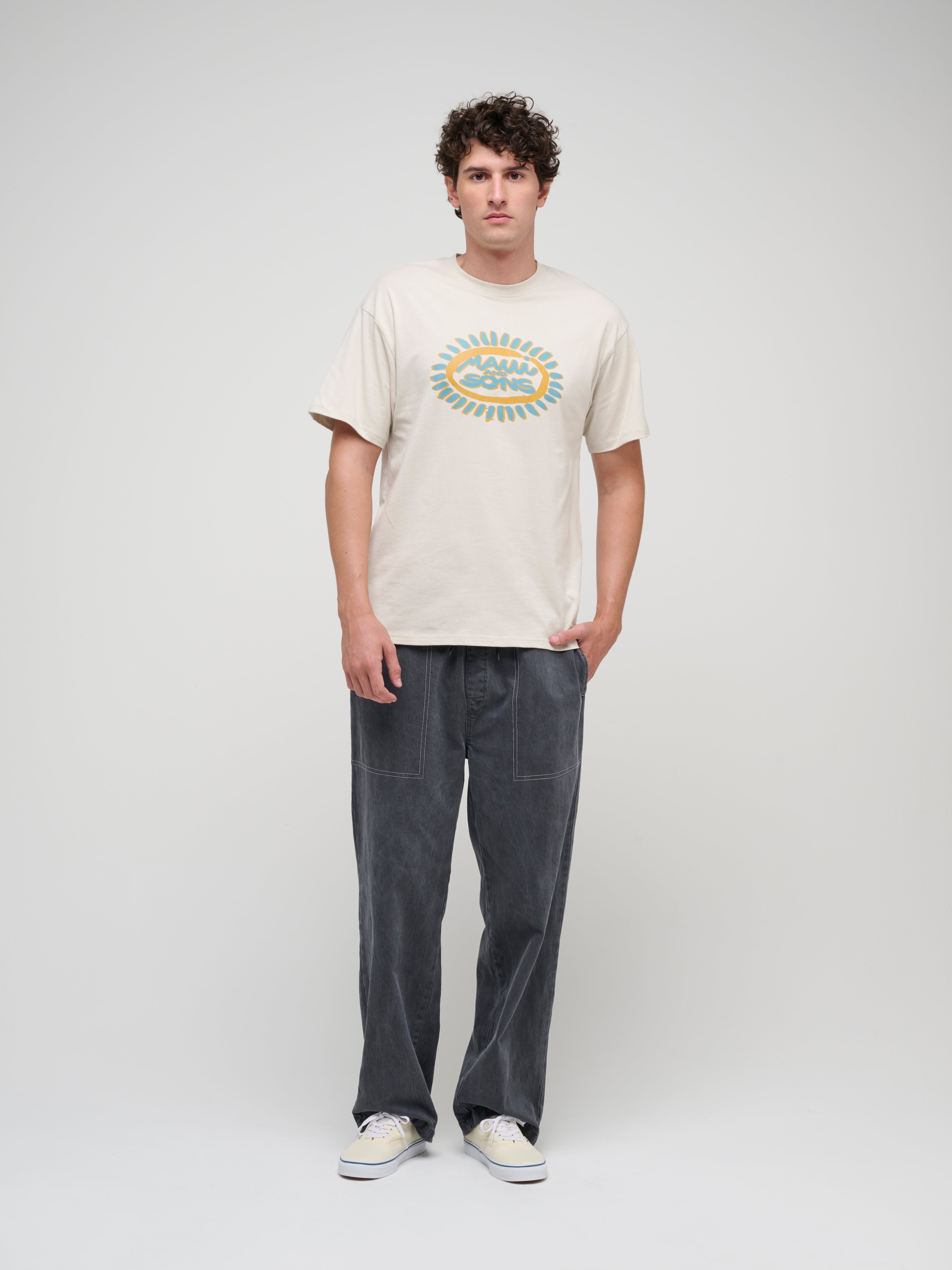 Maui and Sons Awakening Boxy Fit T-Shirt maglietta nera