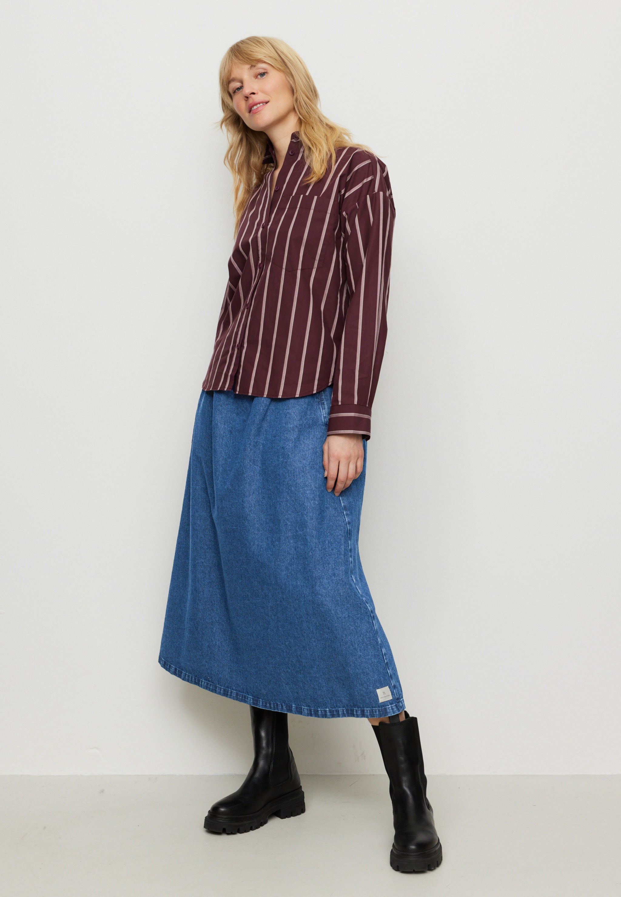 Recolution Forsythia Stripes camicia donna dark plum cotone bio