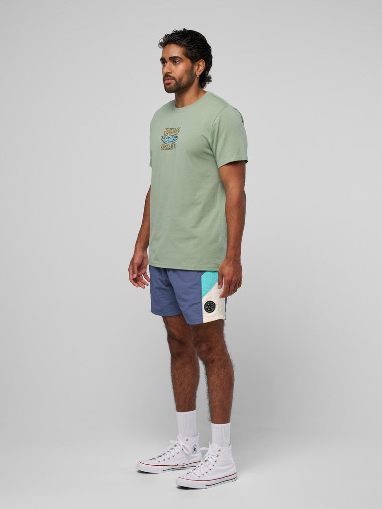 Maui and Sons Shark Surf T-Shirt verde salvia
