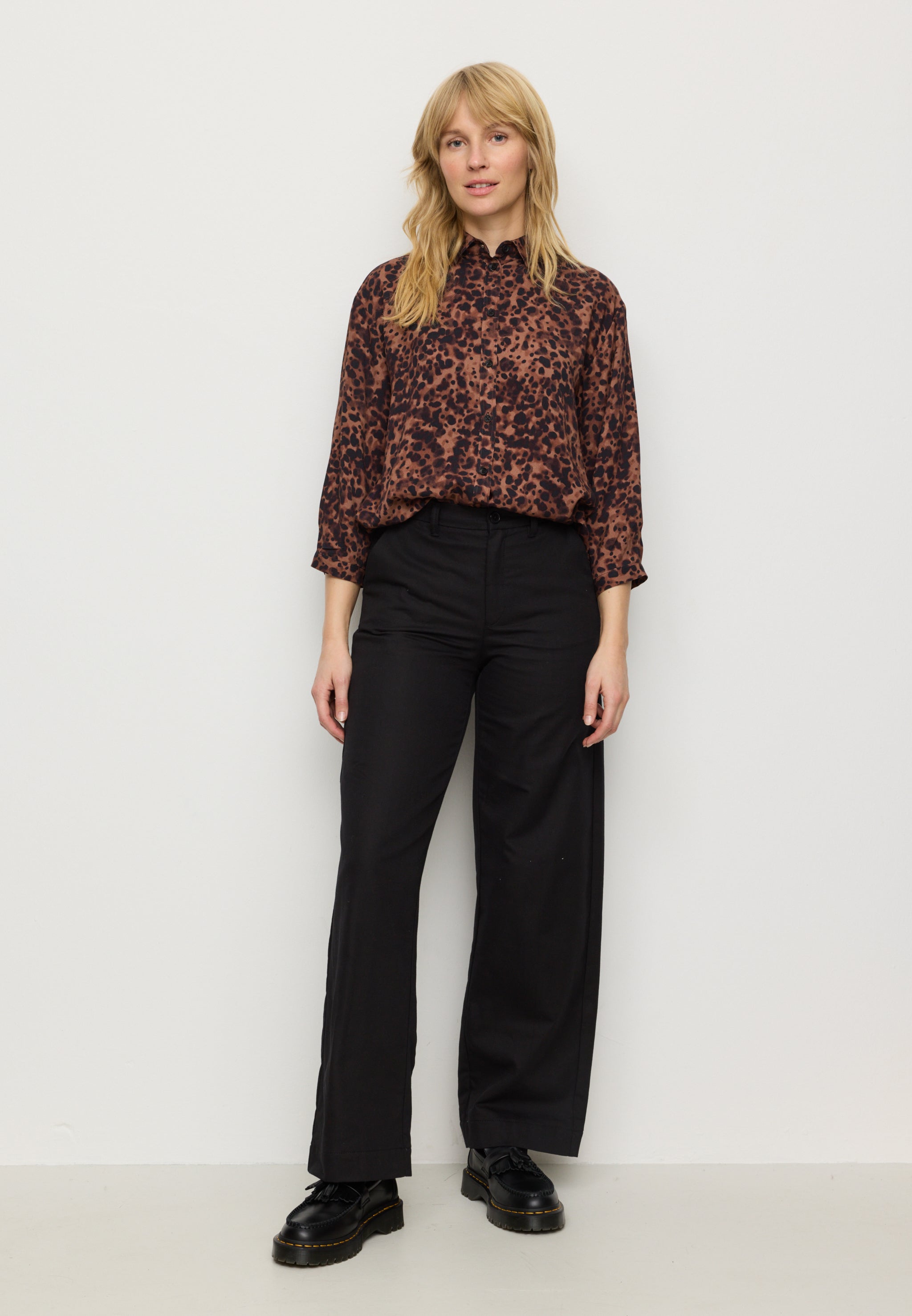 Recolution Cypress Leo camicia marrone viscosa leggera