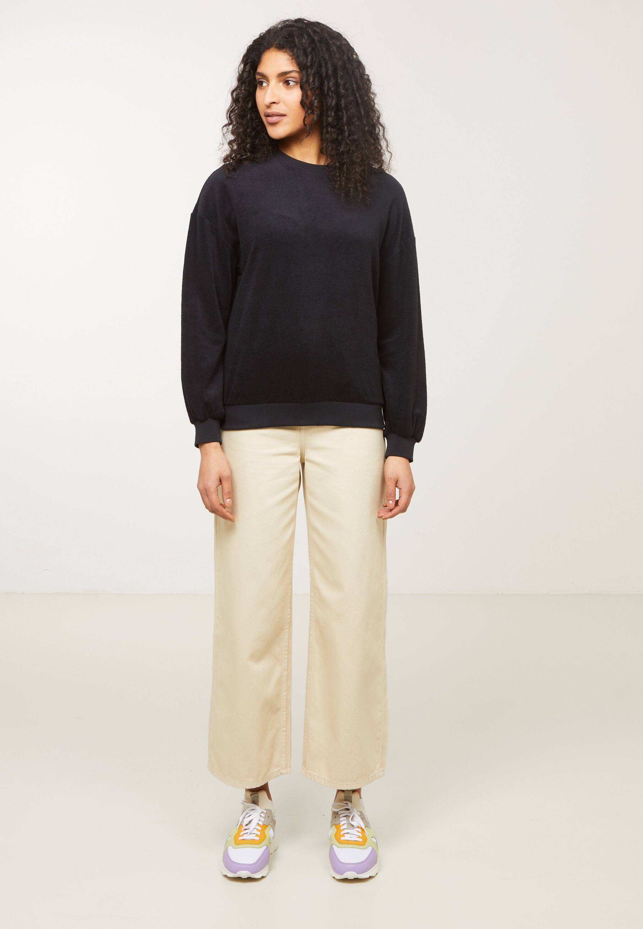 Recolution NERINE felpa nero cotone bio loose fit