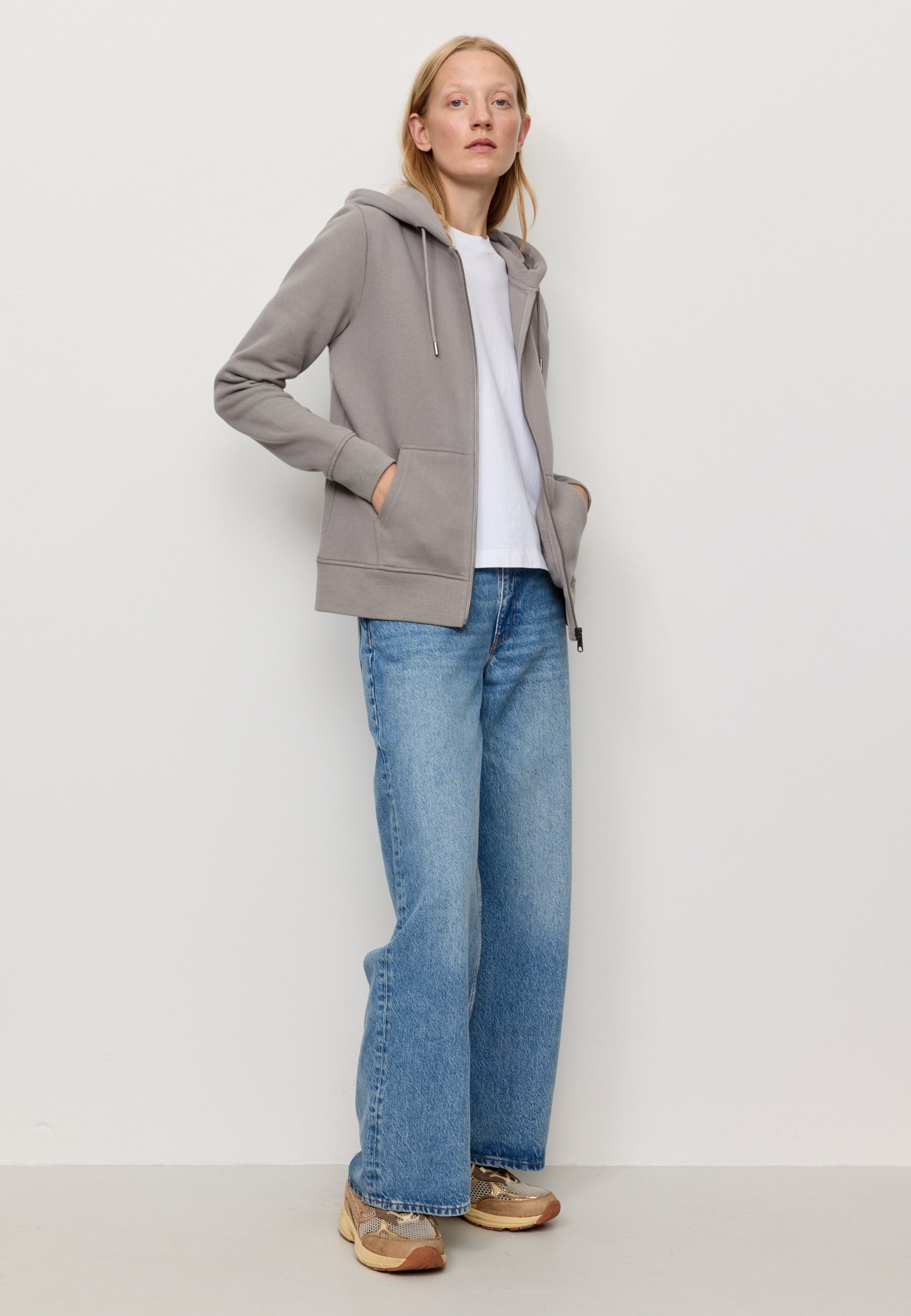 Recolution Dahlia felpa con cappuccio greige cotone bio