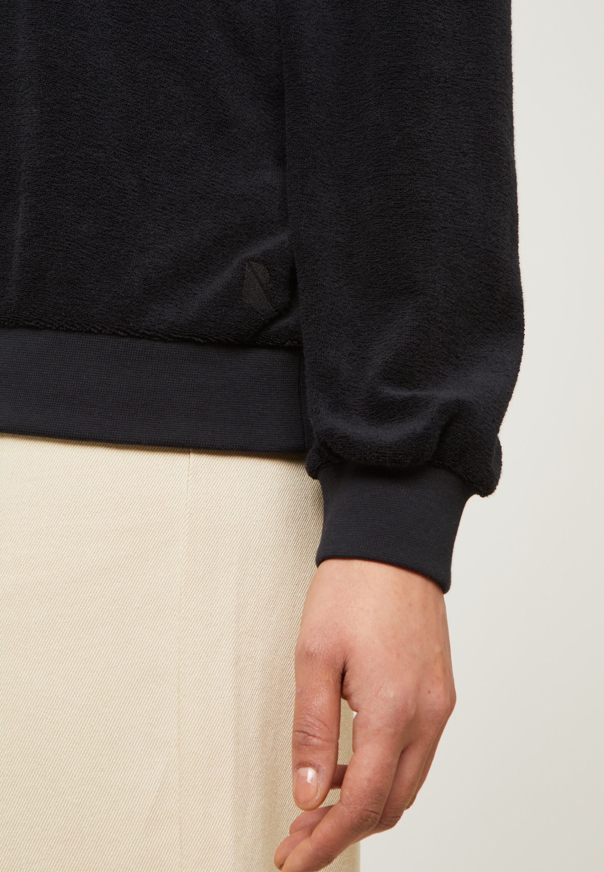 Recolution NERINE felpa nero cotone bio loose fit