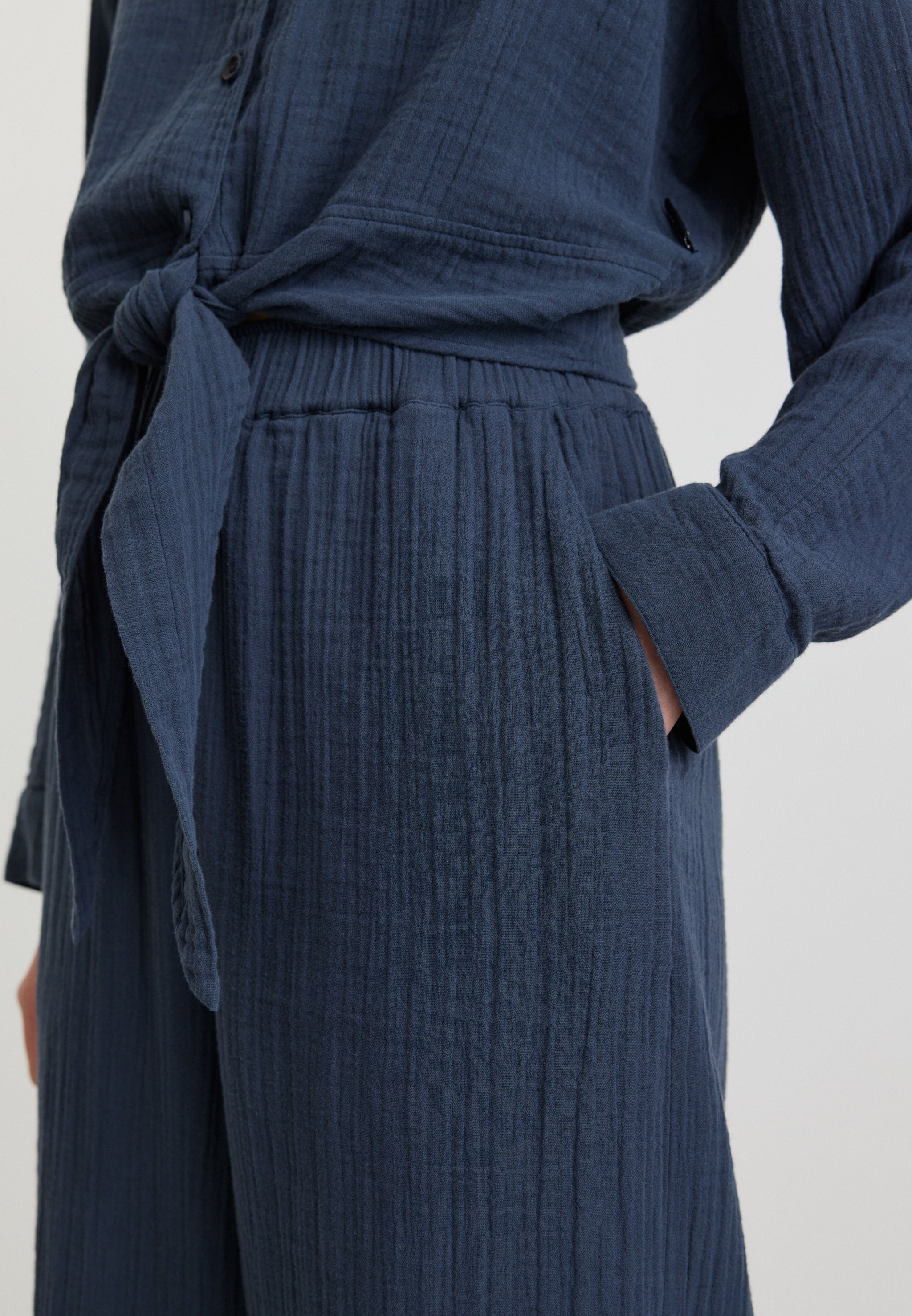 Recolution Limba pantaloni culotte donna blu mussola bio