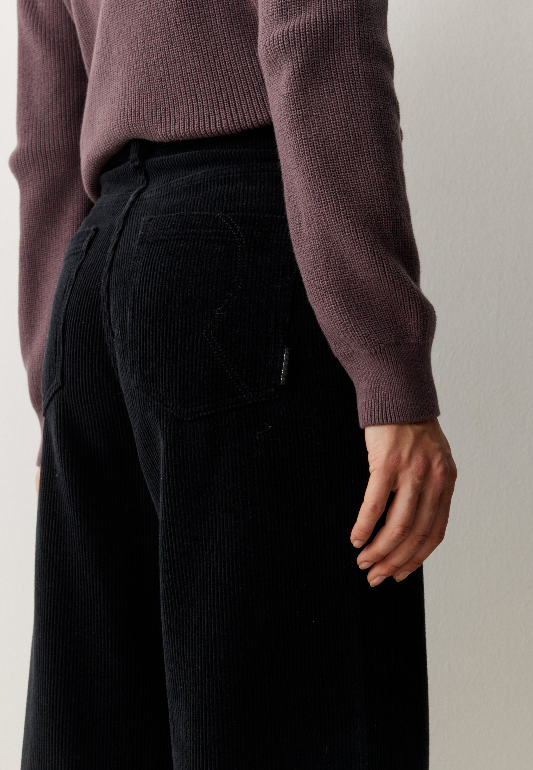 Recolution Erica Corduroy pantaloni donna nero velluto