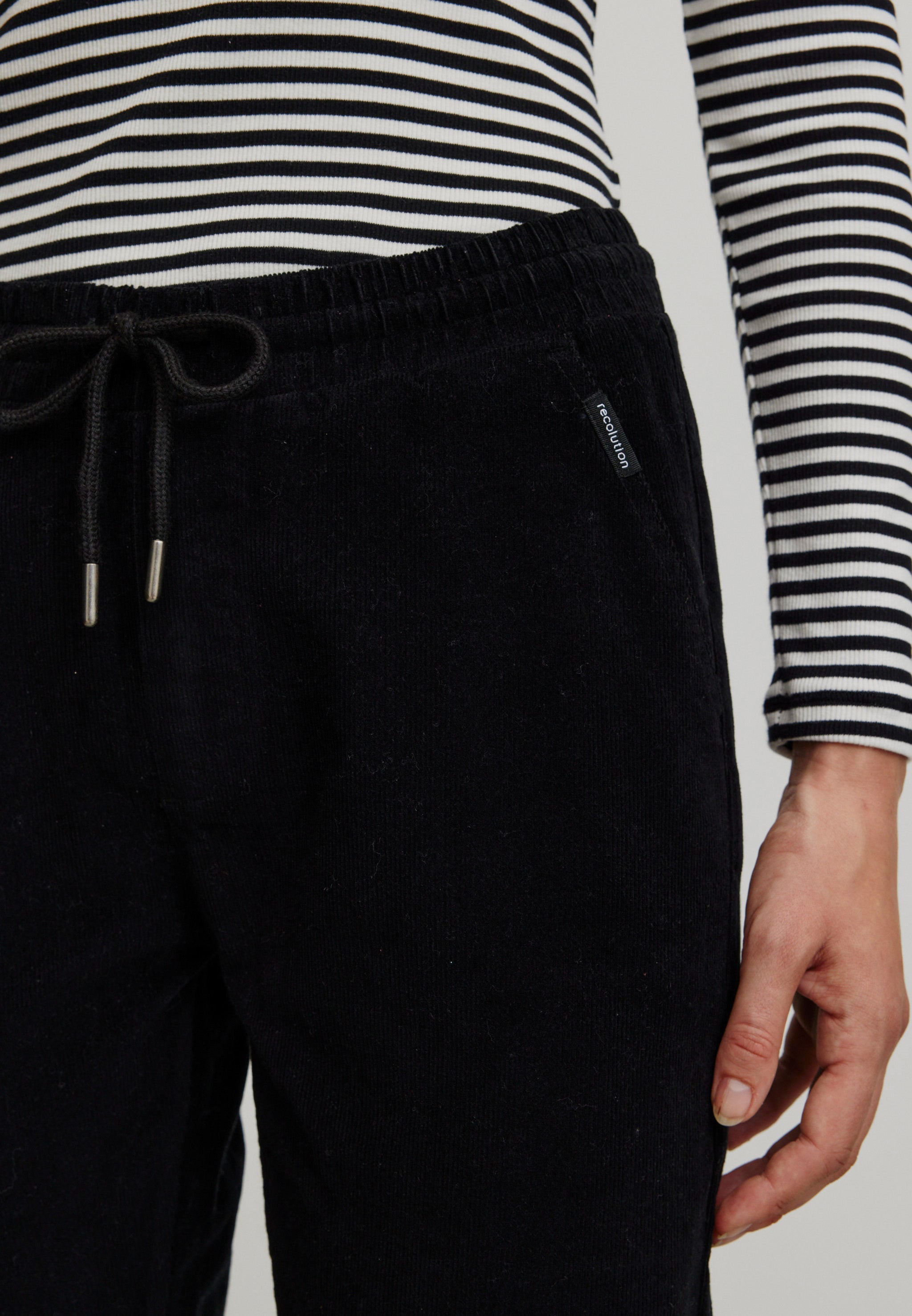 Recolution Chaiturus pantaloni chino nero cotone bio