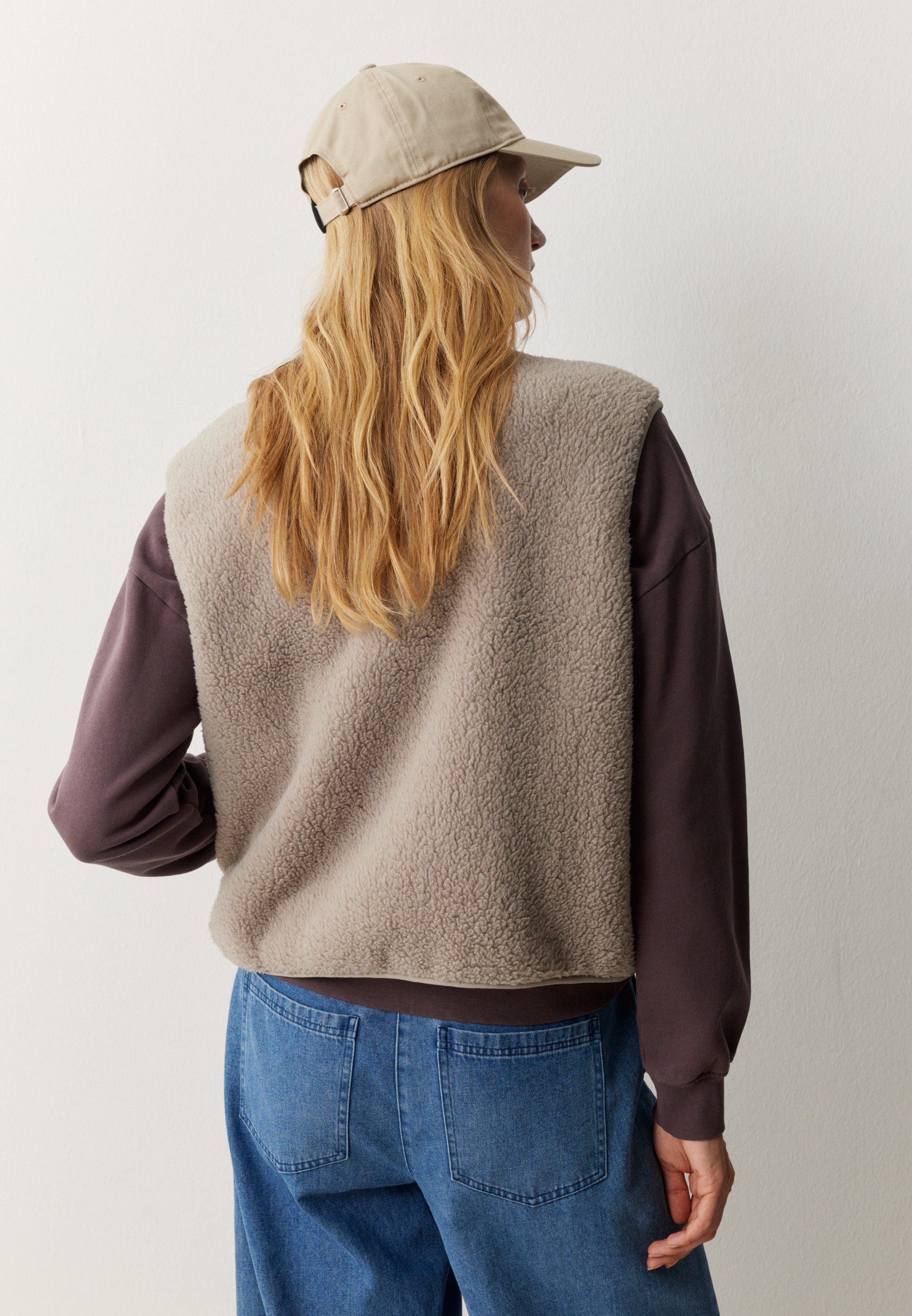 Recolution Fargesia gilet marrone teddy riciclato