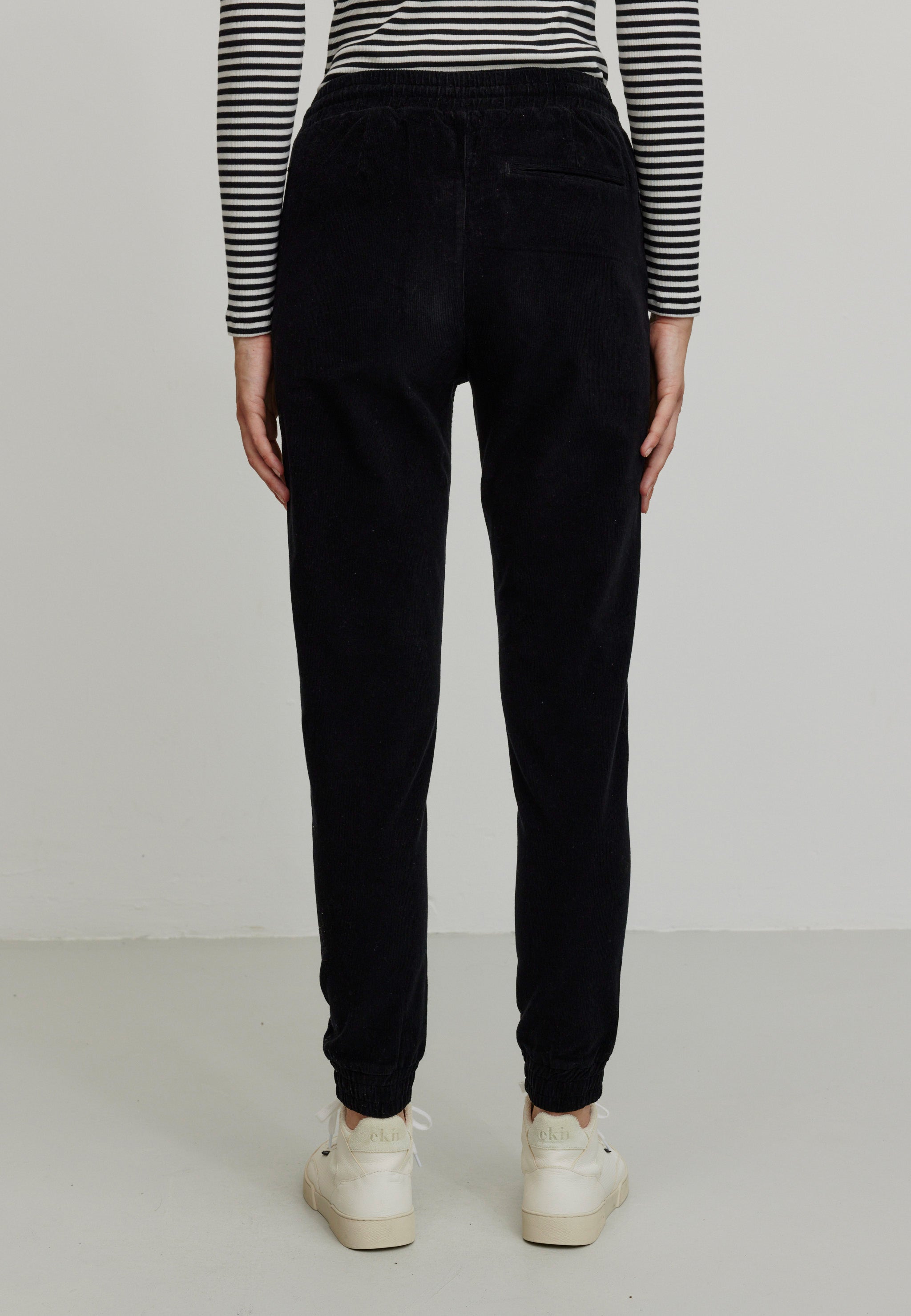 Recolution Chaiturus pantaloni chino nero cotone bio