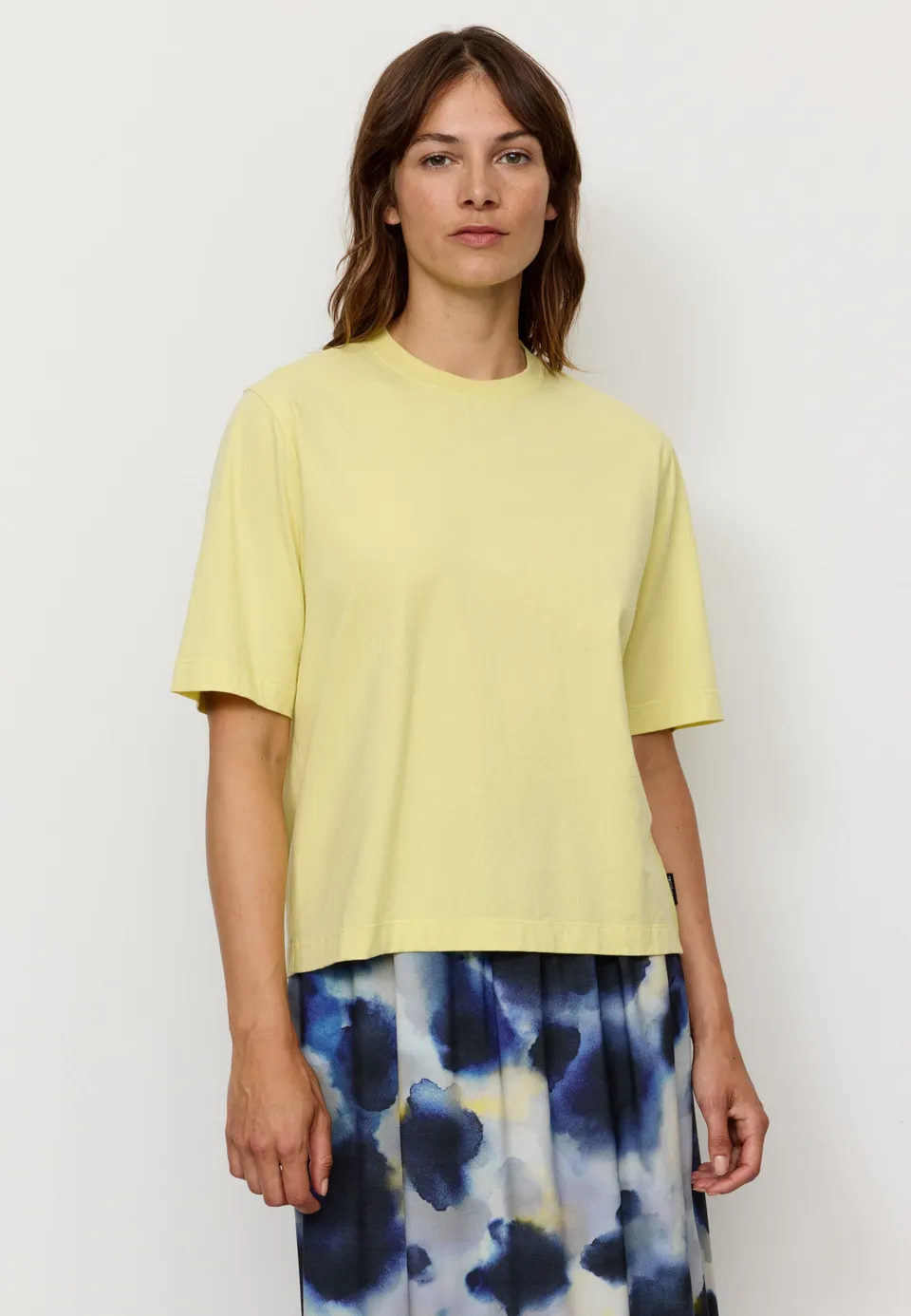 Recolution Azolla t-shirt gialla cotone bio boxy fit