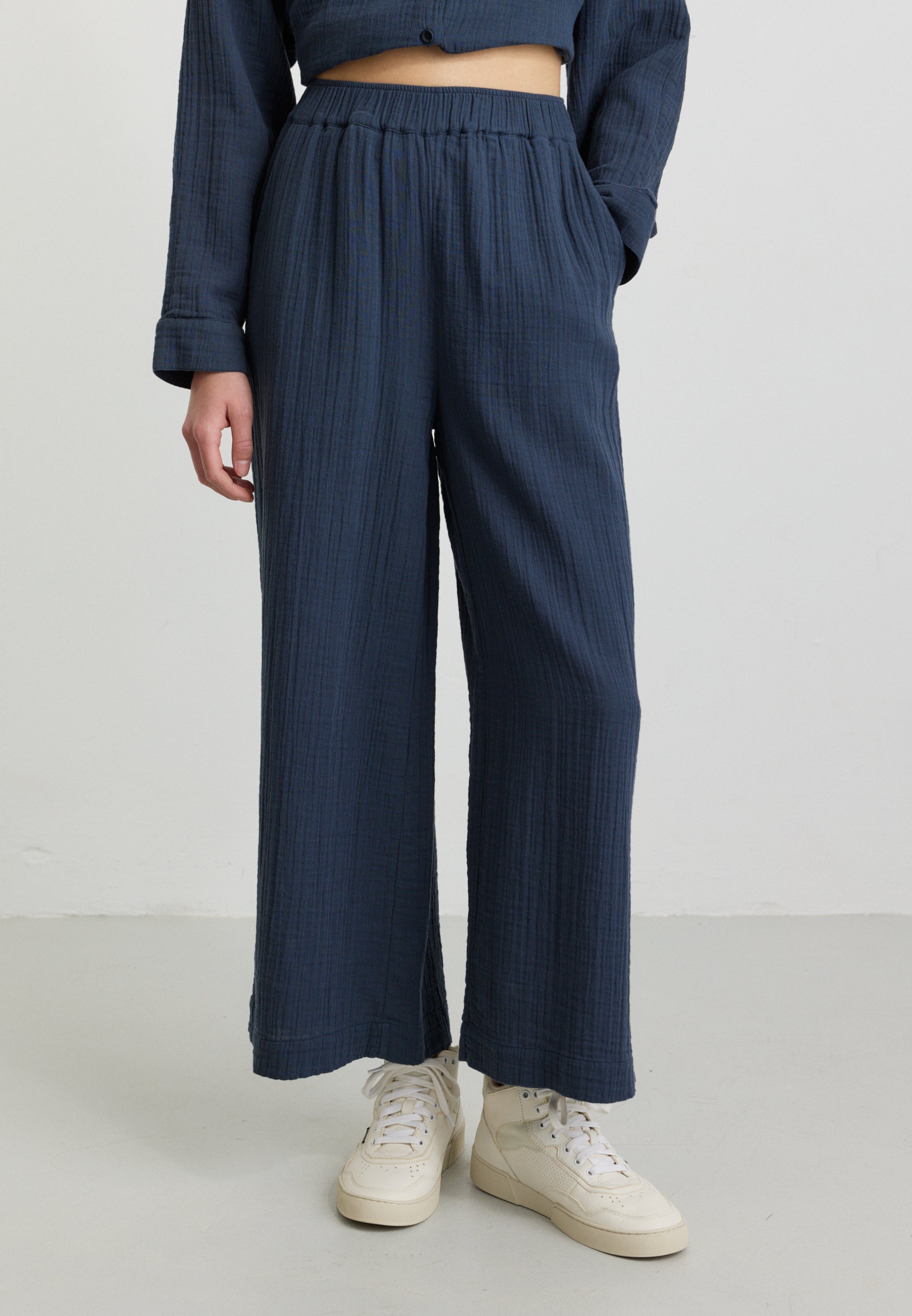 Recolution Limba pantaloni culotte donna blu mussola bio