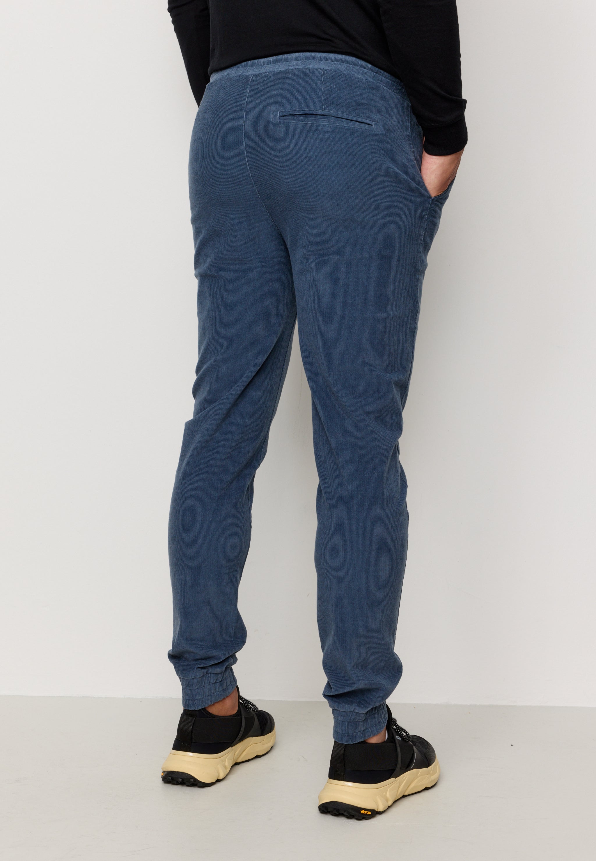 Recolution Cyperus pantaloni chino blu artico cotone bio