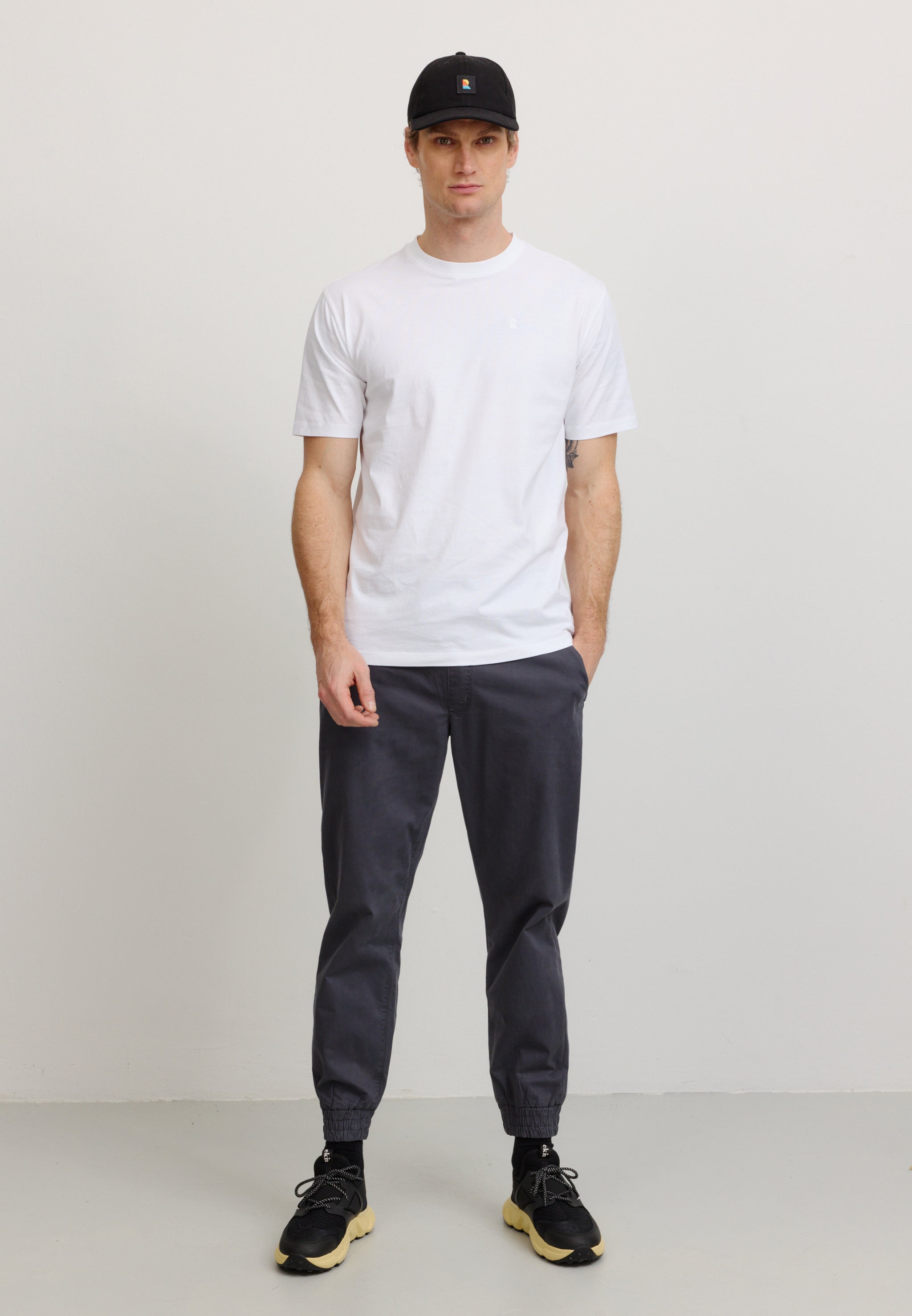 Recolution Musa pantalone chino grigio scuro elastico