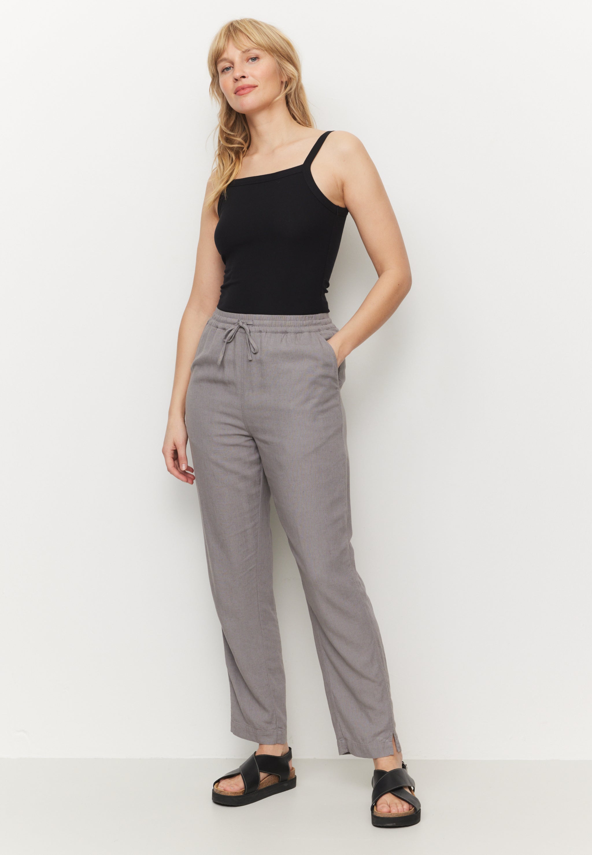 Recolution Daisy top donna black cotone e modal elasticizzato