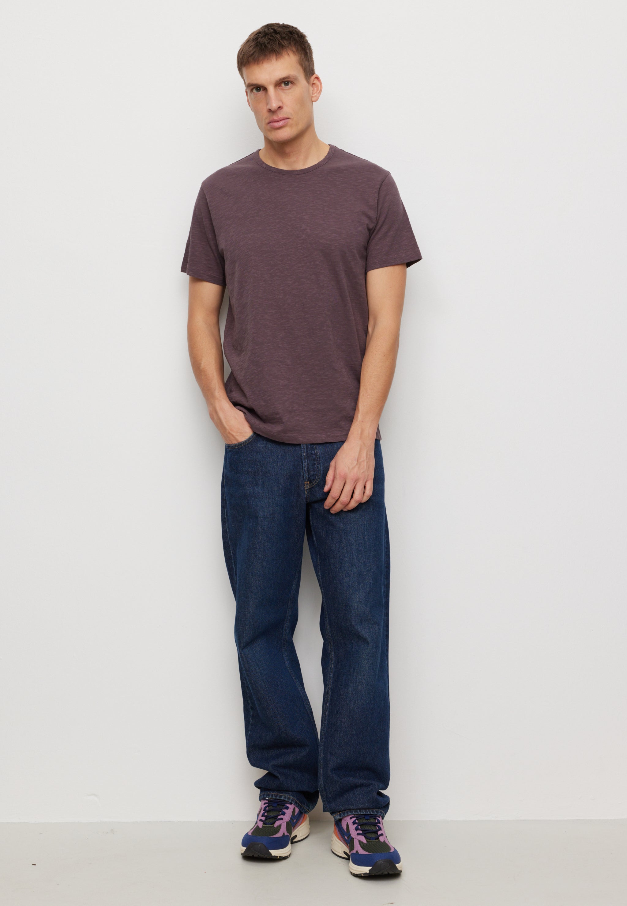 Recolution BAY t-shirt dark grape cotone bio vestibilita comoda