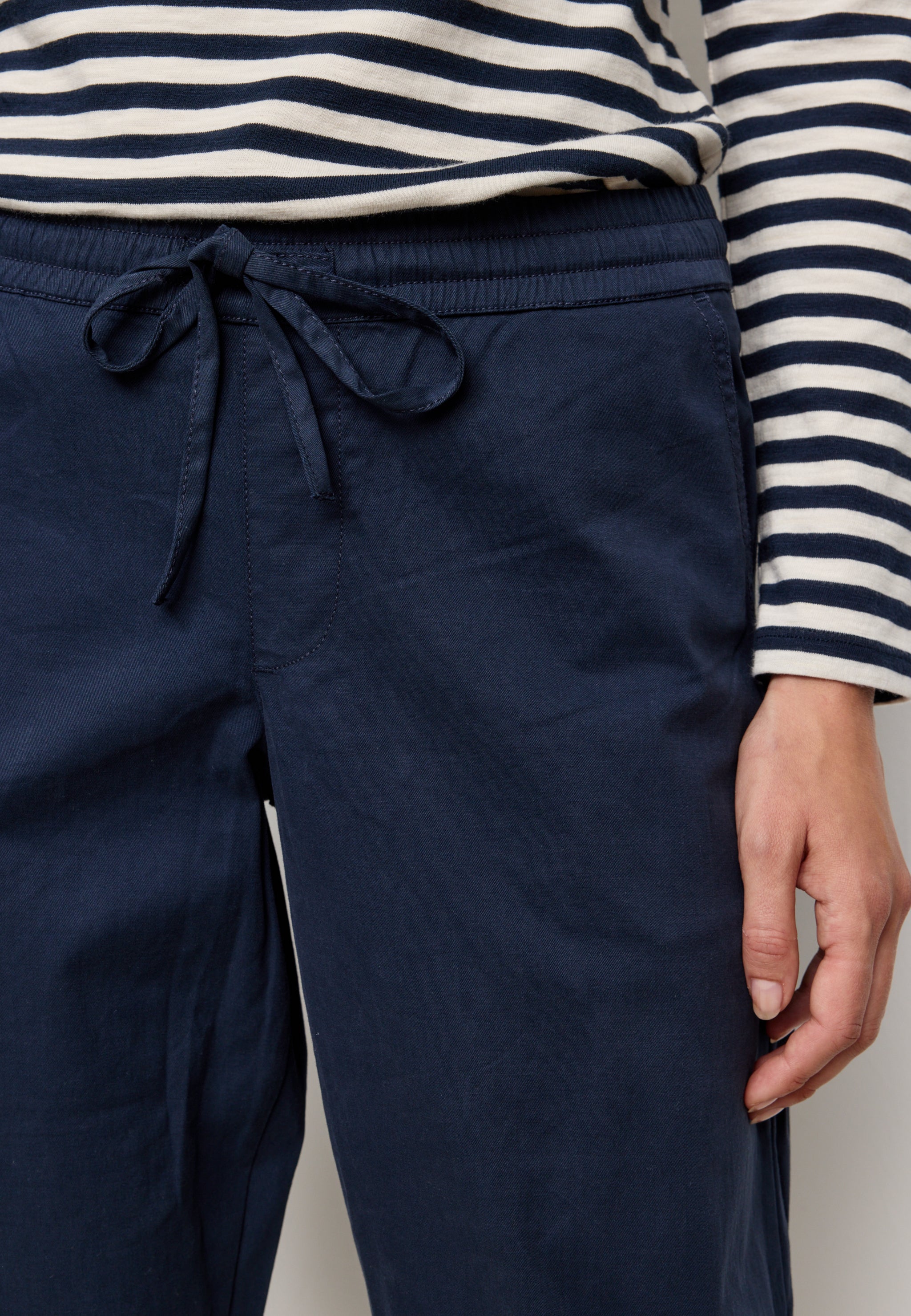 Recolution Kale pantaloni chino blu navy cotone bio