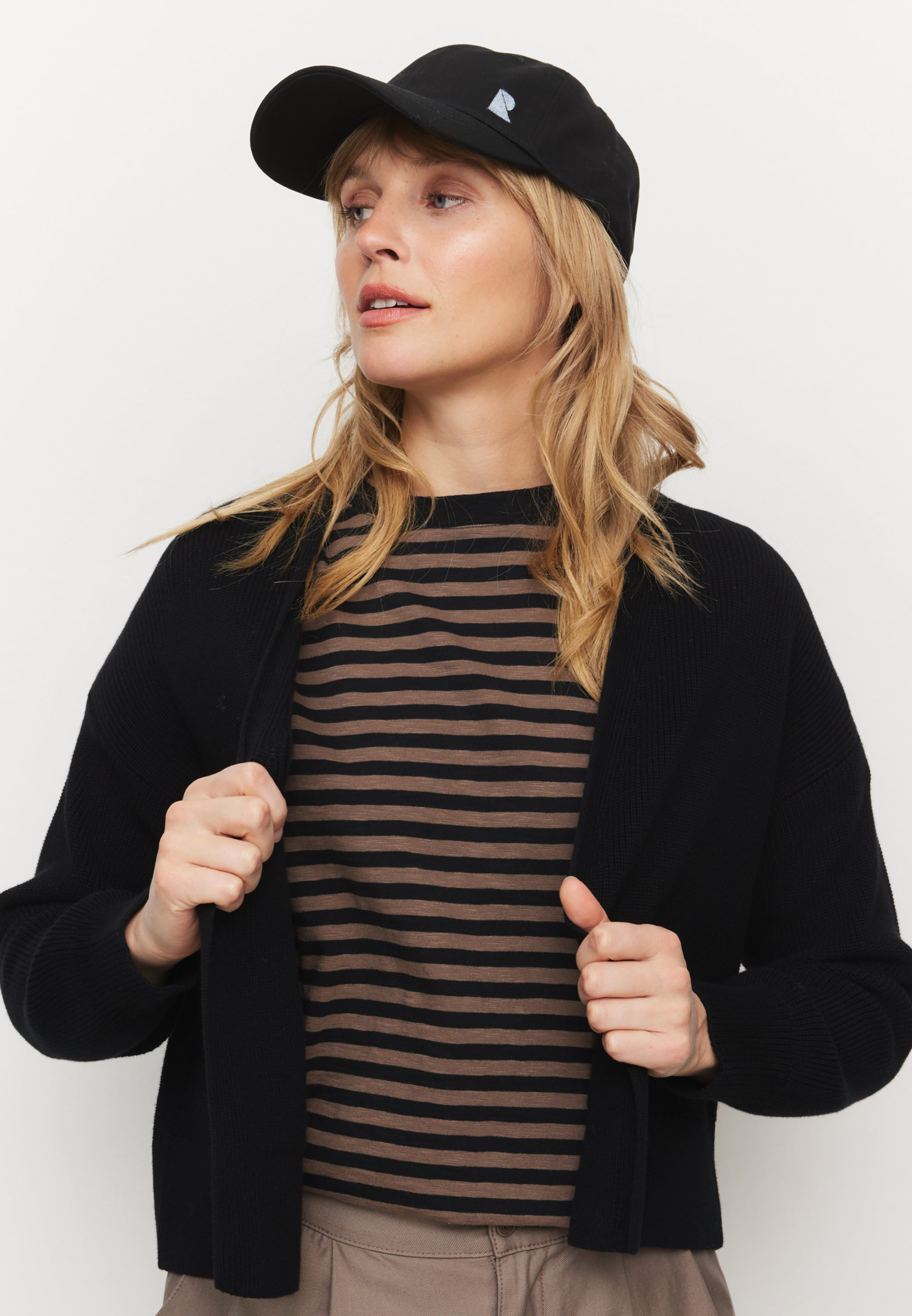 Recolution Moringa cardigan cotone bio nero comodo