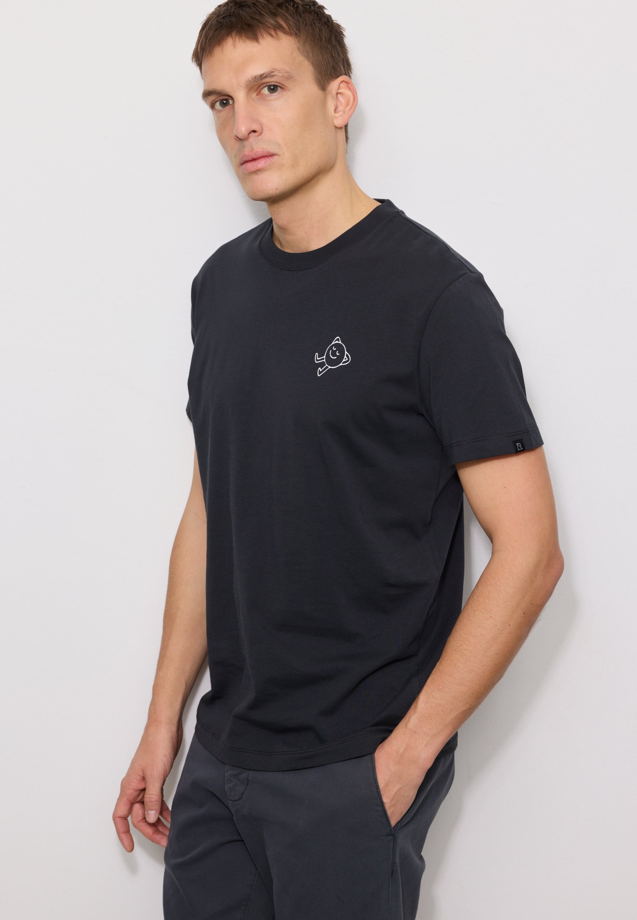 Recolution Agave Lazy t-shirt nera cotone bio