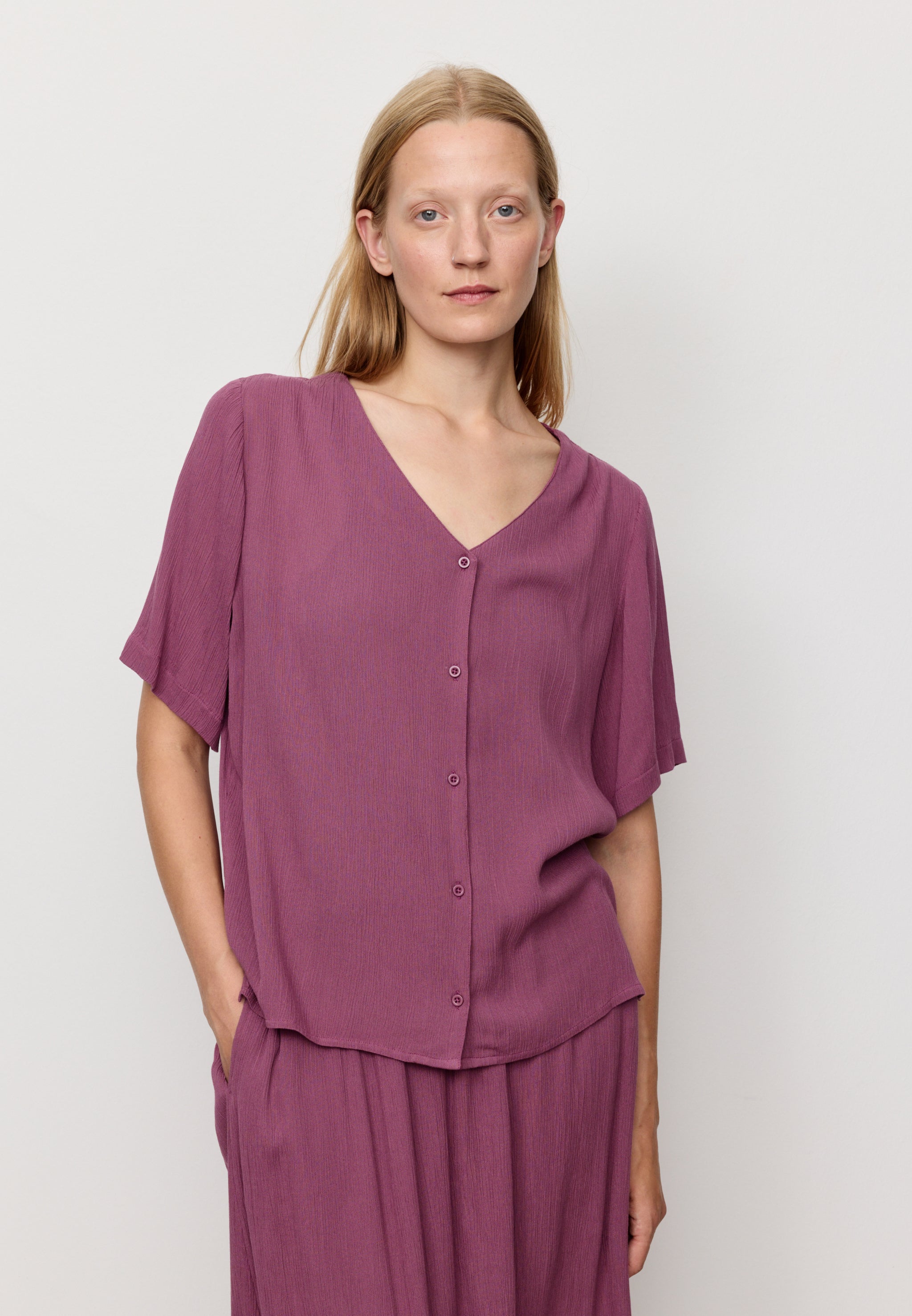 Recolution Spirea blusa bordeaux manica corta viscosa