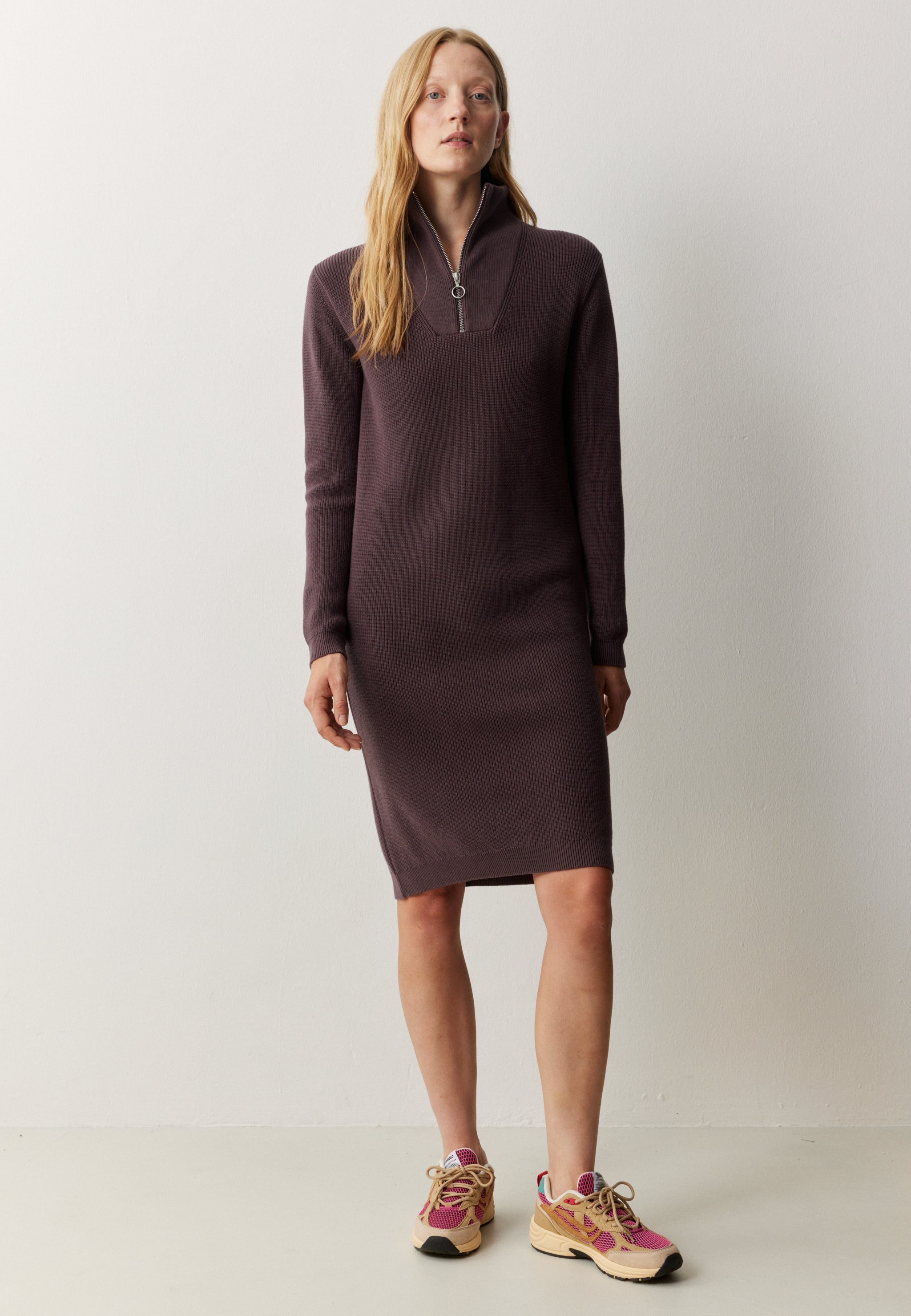 Recolution Stellera abito in maglia viola cotone bio