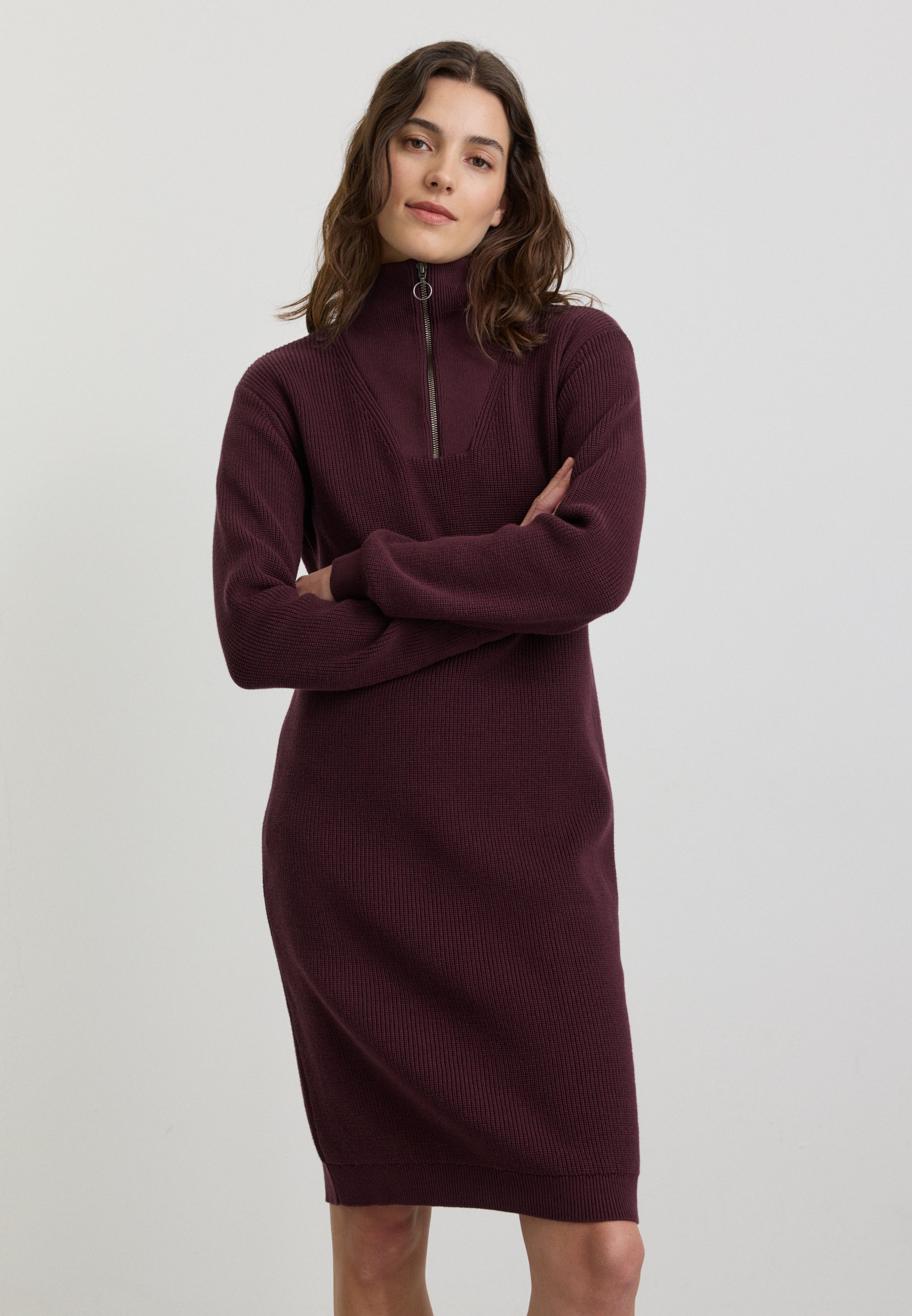 Recolution Stellera abito in maglia prugna cotone bio