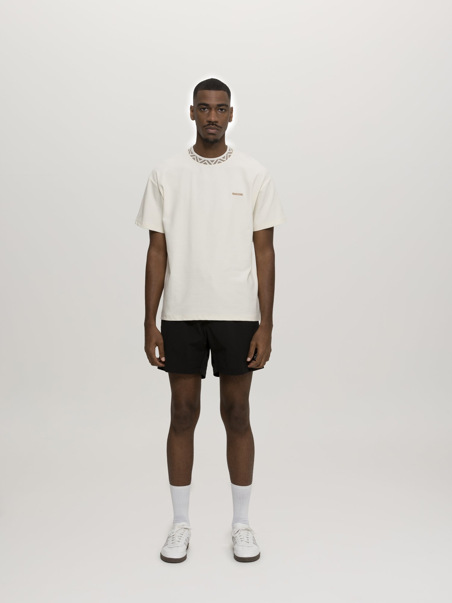 Maui and Sons Break Neck t-shirt ferro cotone boxy fit