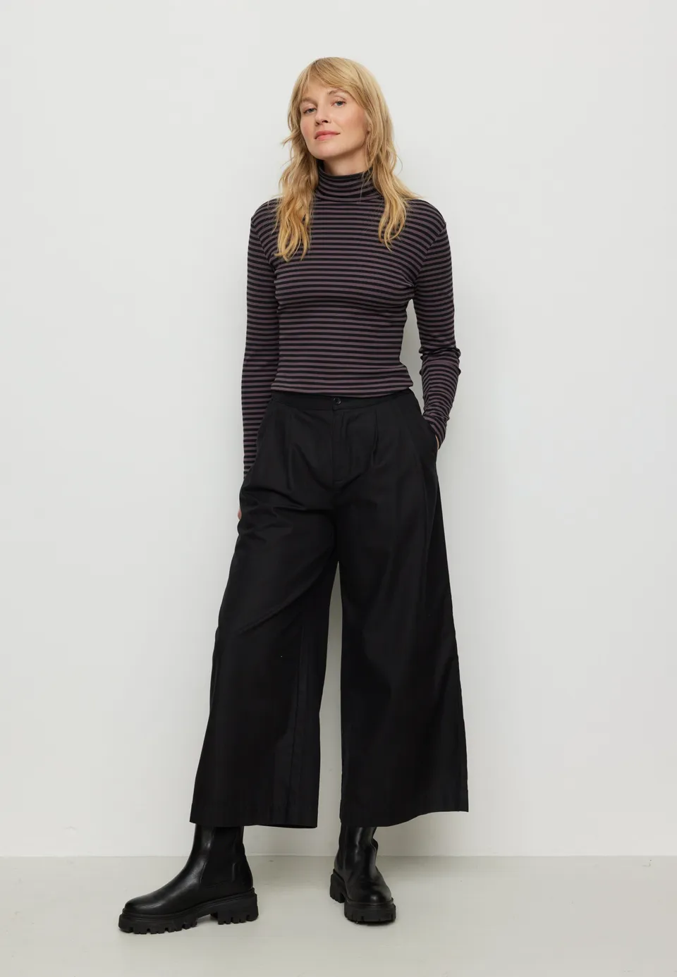 Recolution Liatris Stripes maglia maniche lunghe dark grape a righe