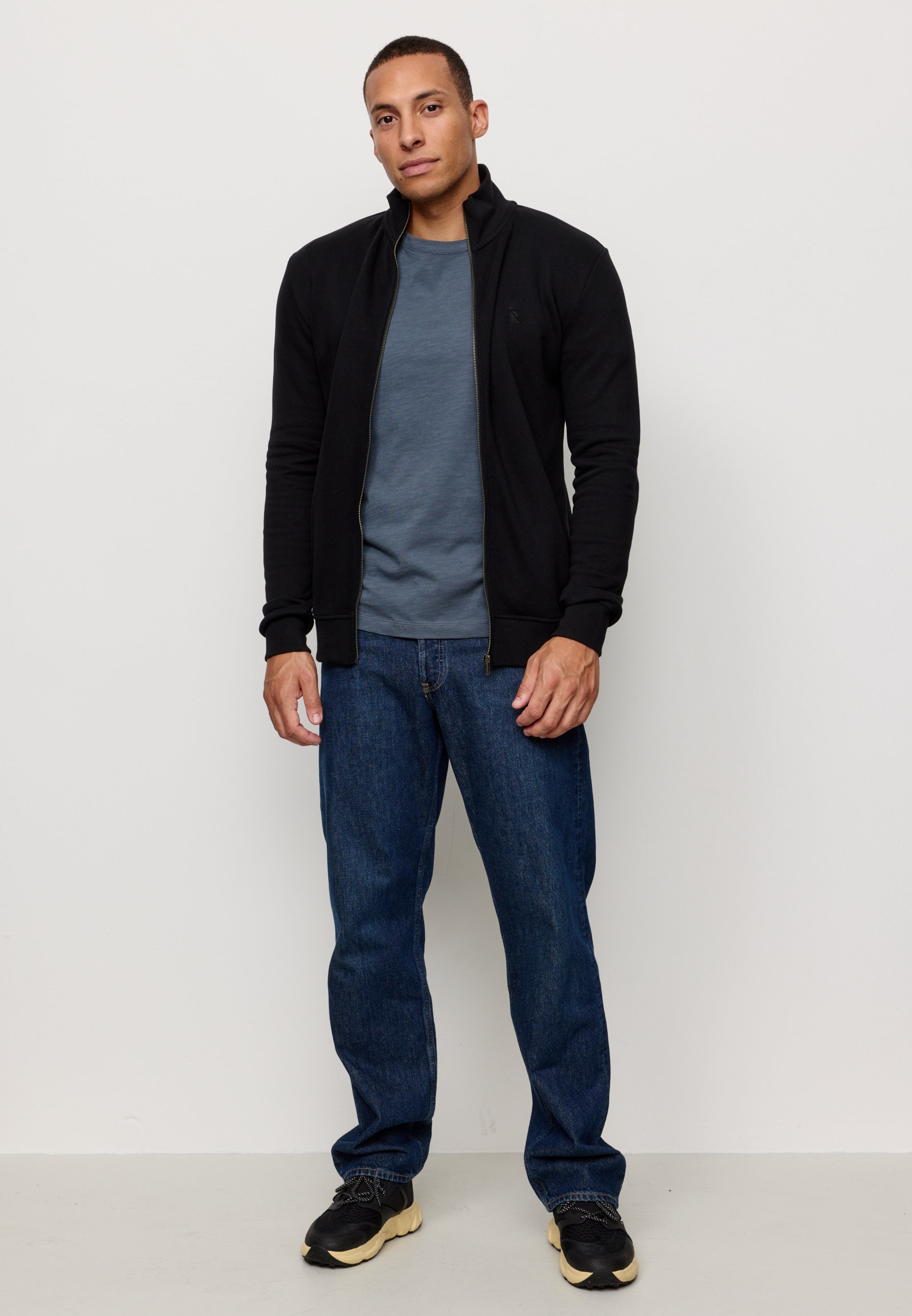 Recolution Camphor felpa uomo black con zip cotone bio