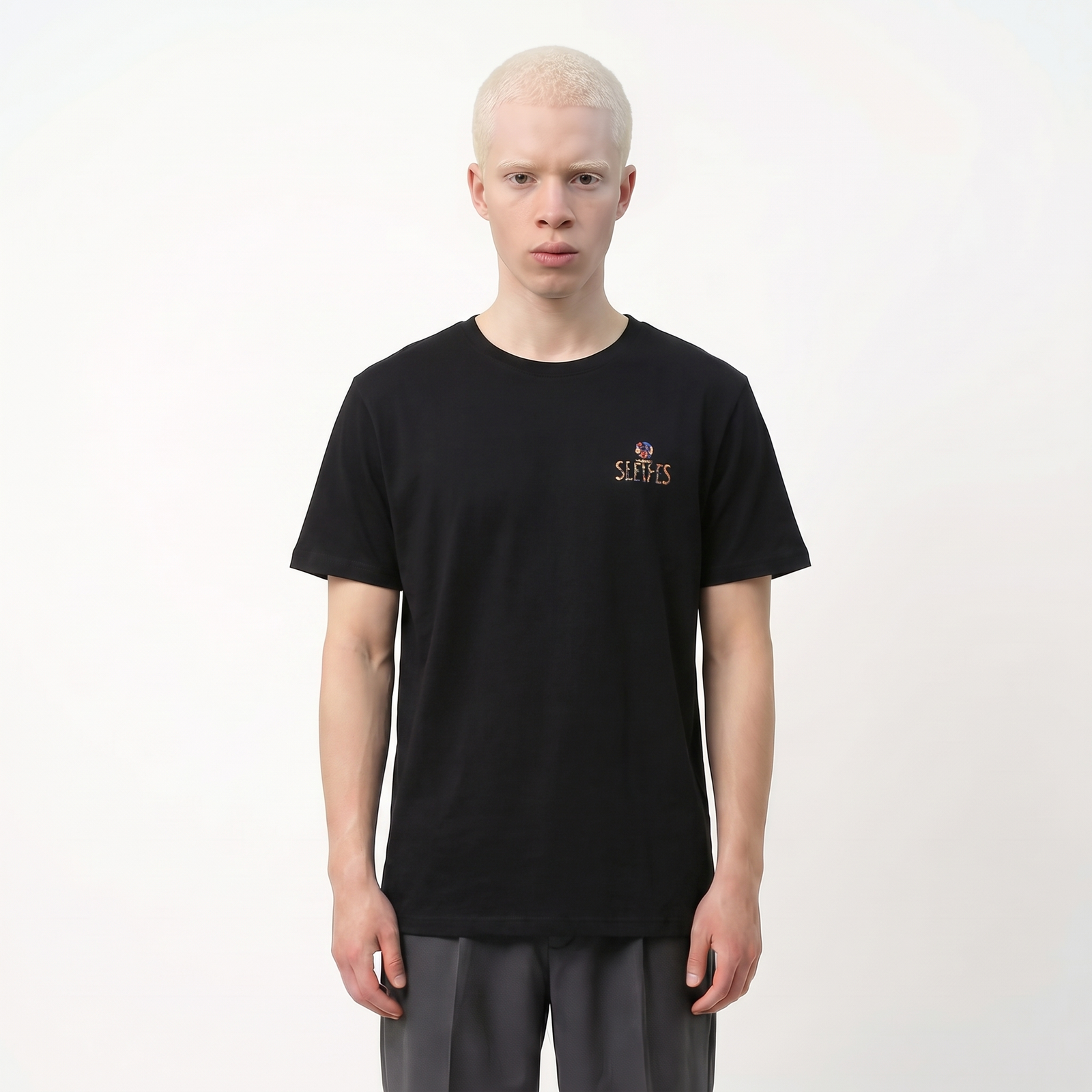 Small logo Seetees t-shirt Robot Sci-fi comoda