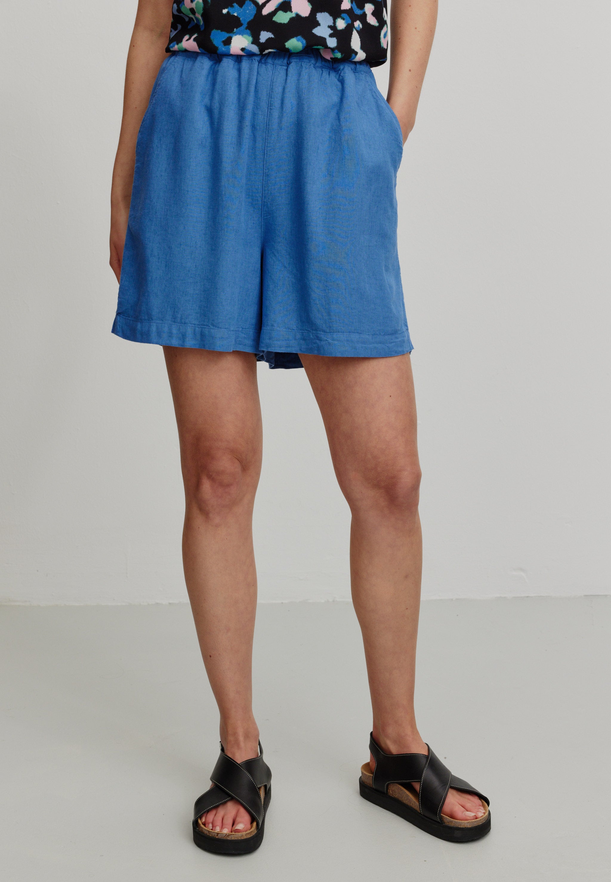 Recolution Fir shorts blu elettrico misto lino