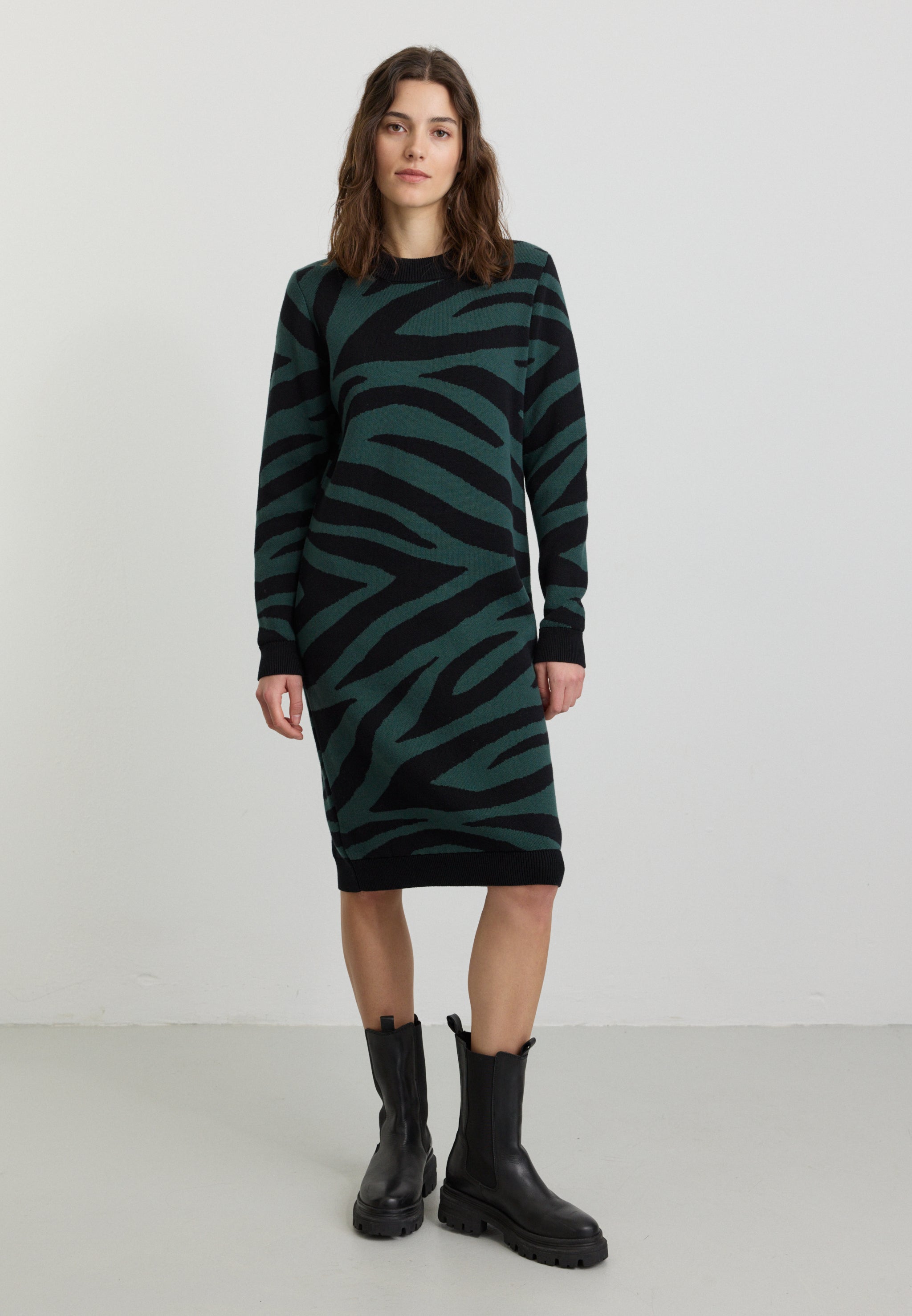 Recolution Amaranthus Zebra vestito maglia jacquard deep green