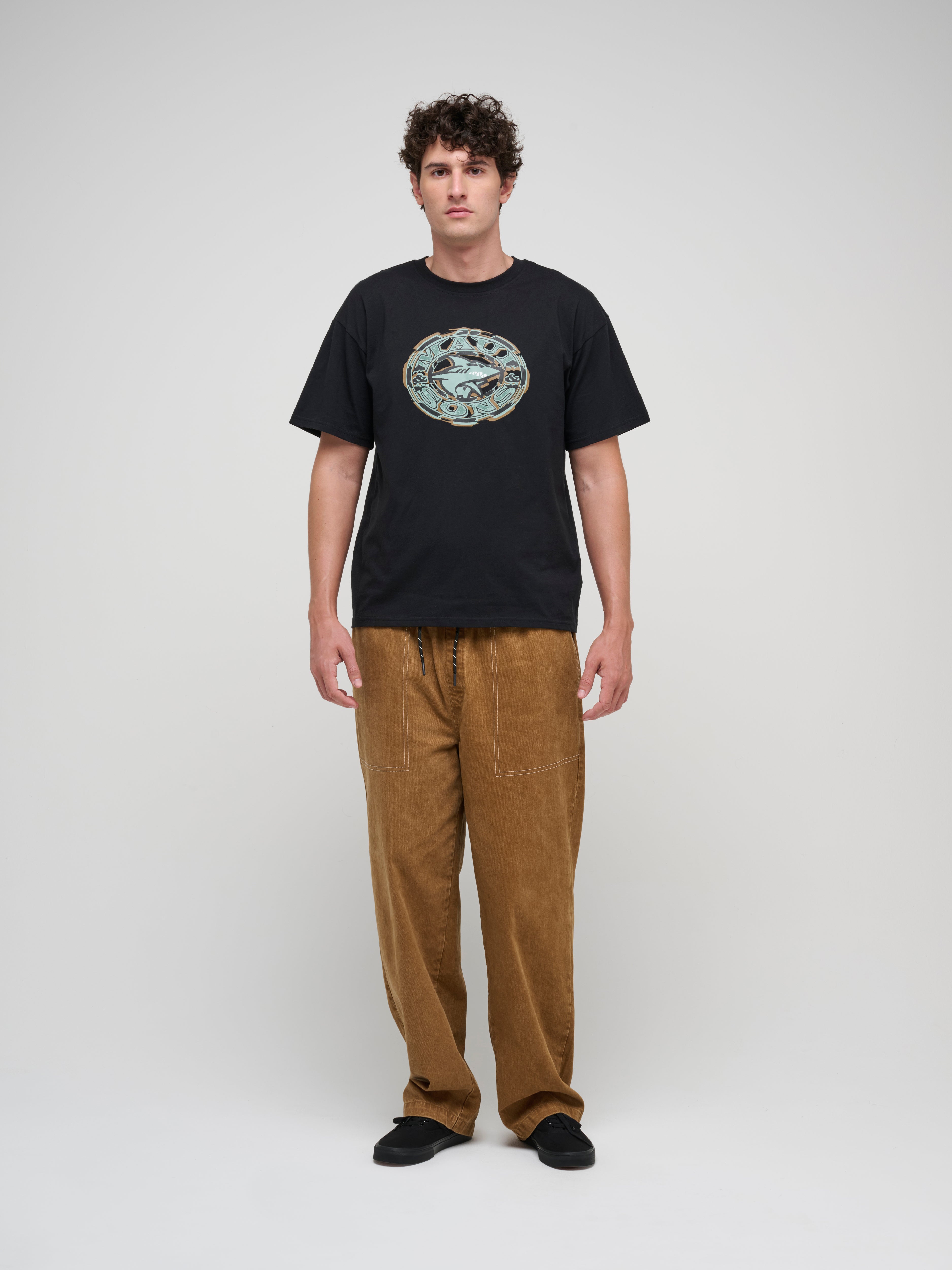 Maui and Sons Emblem Boxy Fit maglietta nera cotone