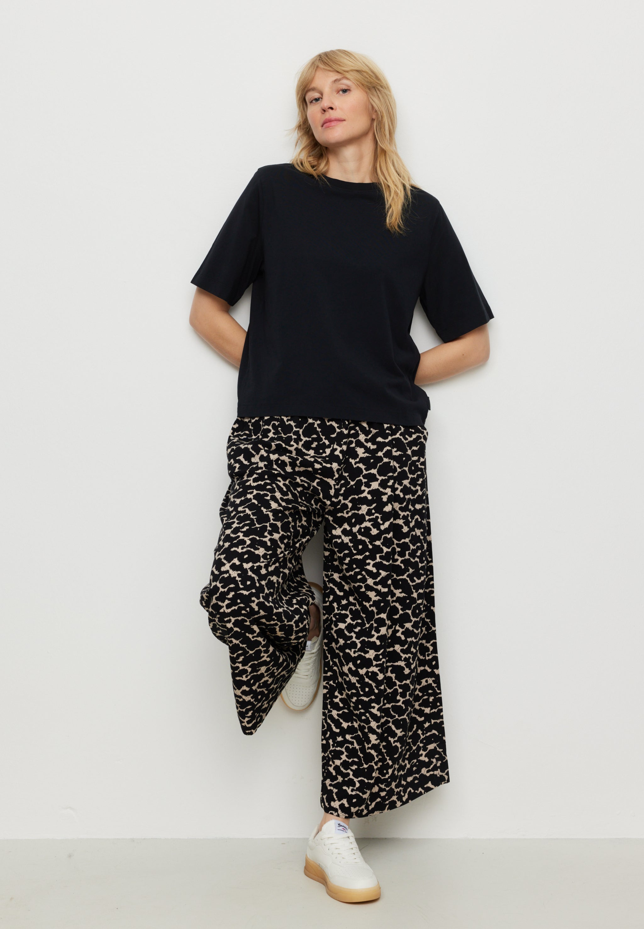 Recolution Sequoia Clouds pantaloni donna neri viscosa fantasia
