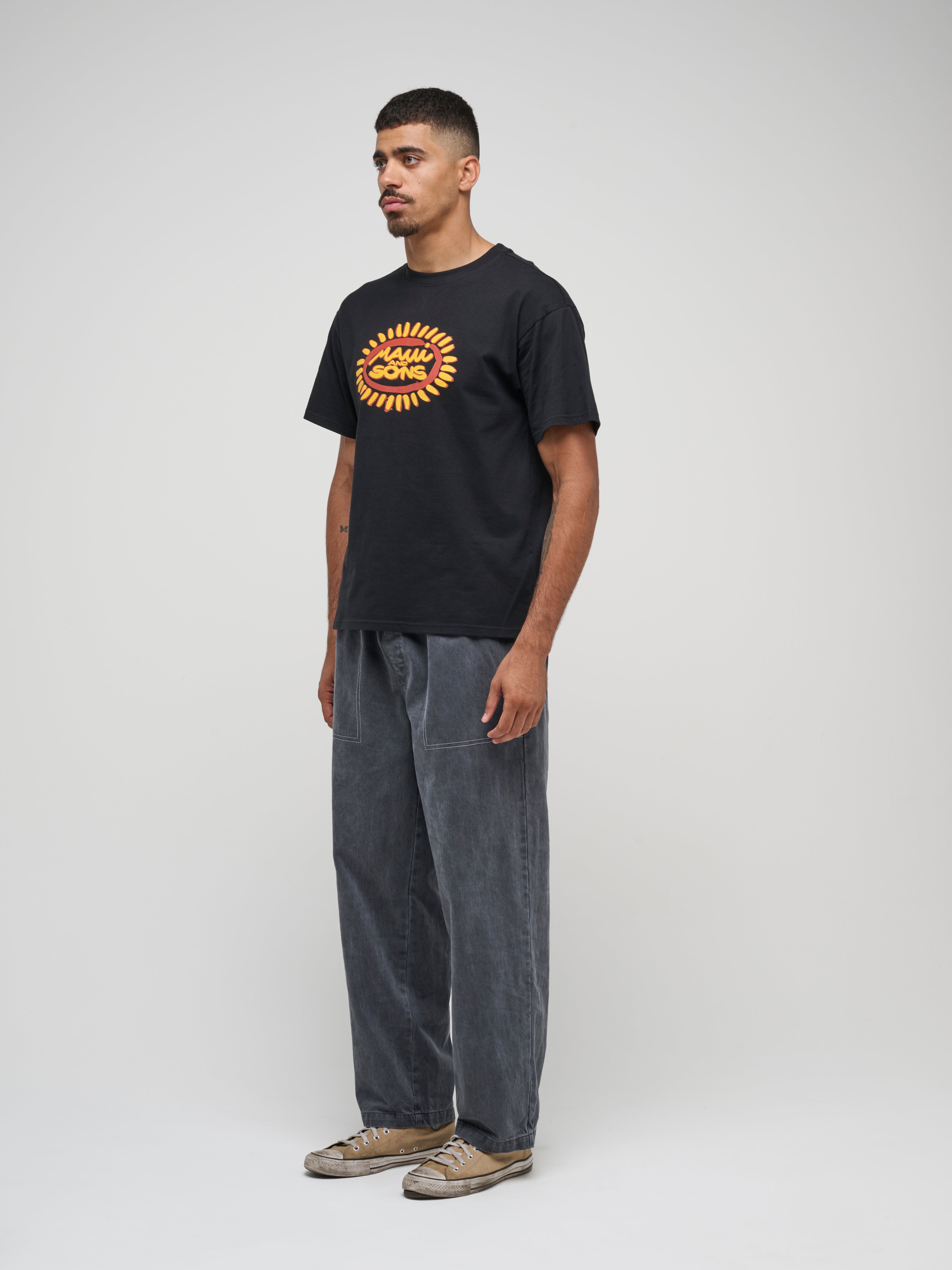 Maui and Sons Awakening Boxy Fit T-Shirt maglietta nera