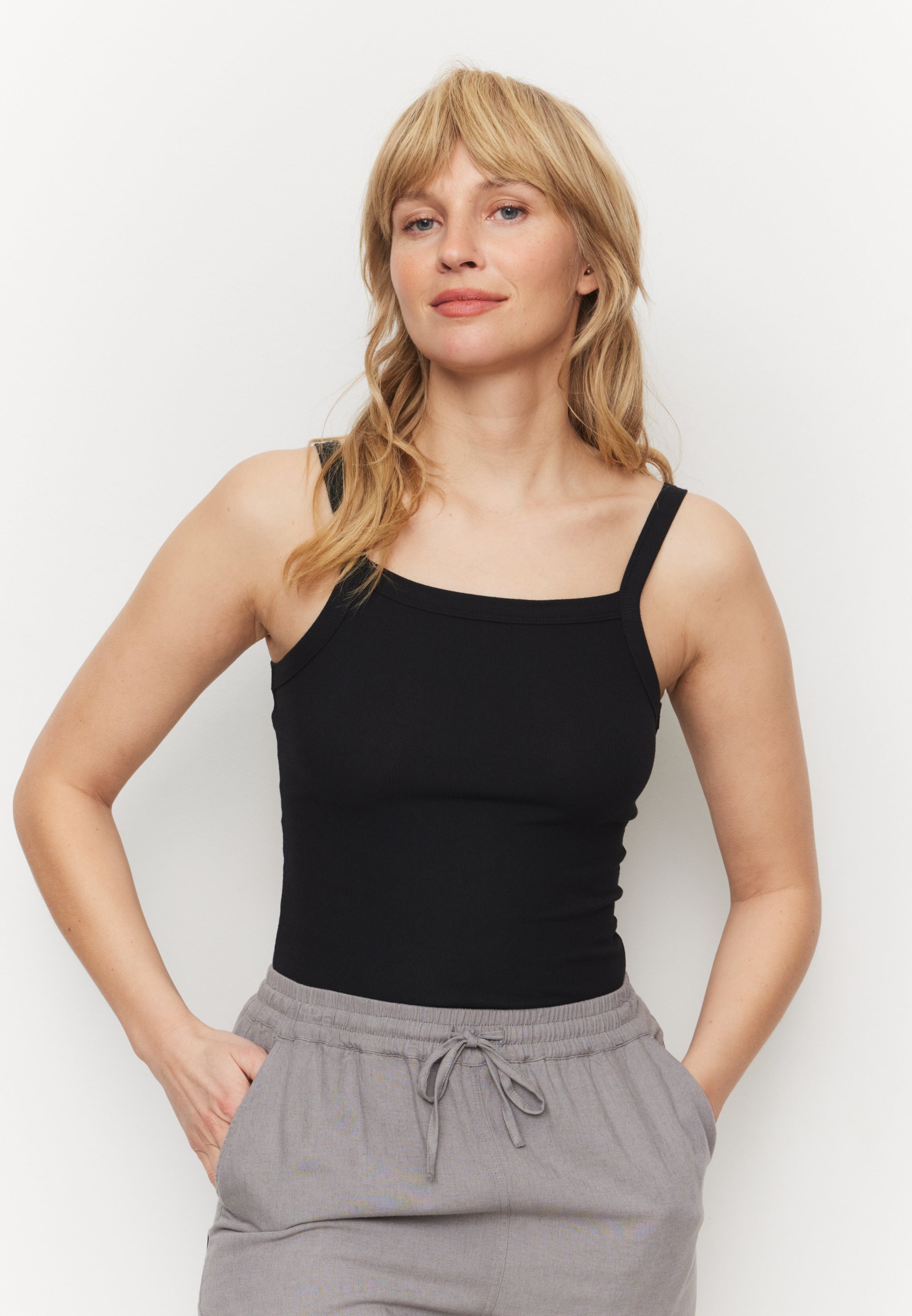 Recolution Daisy top donna black cotone e modal elasticizzato