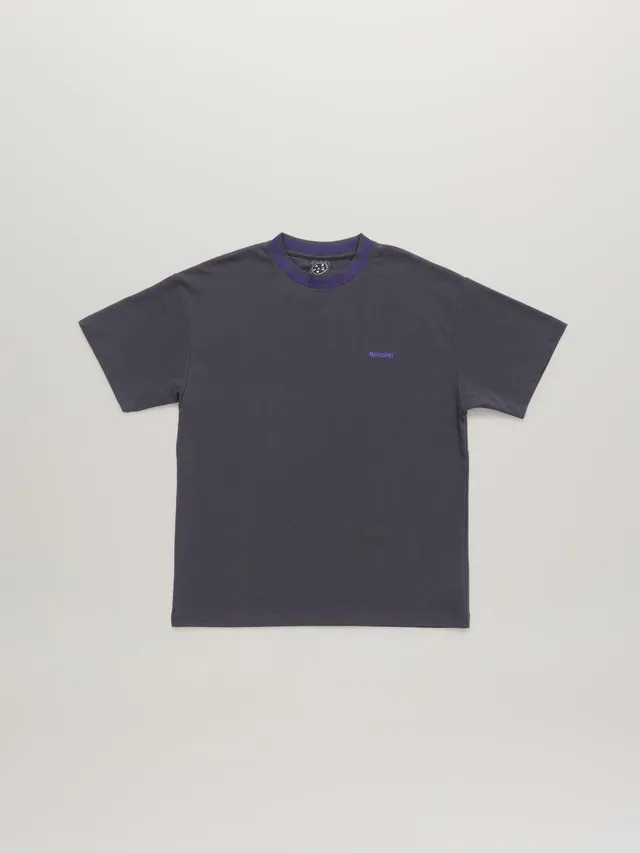 Maui and Sons Break Neck t-shirt ferro cotone boxy fit