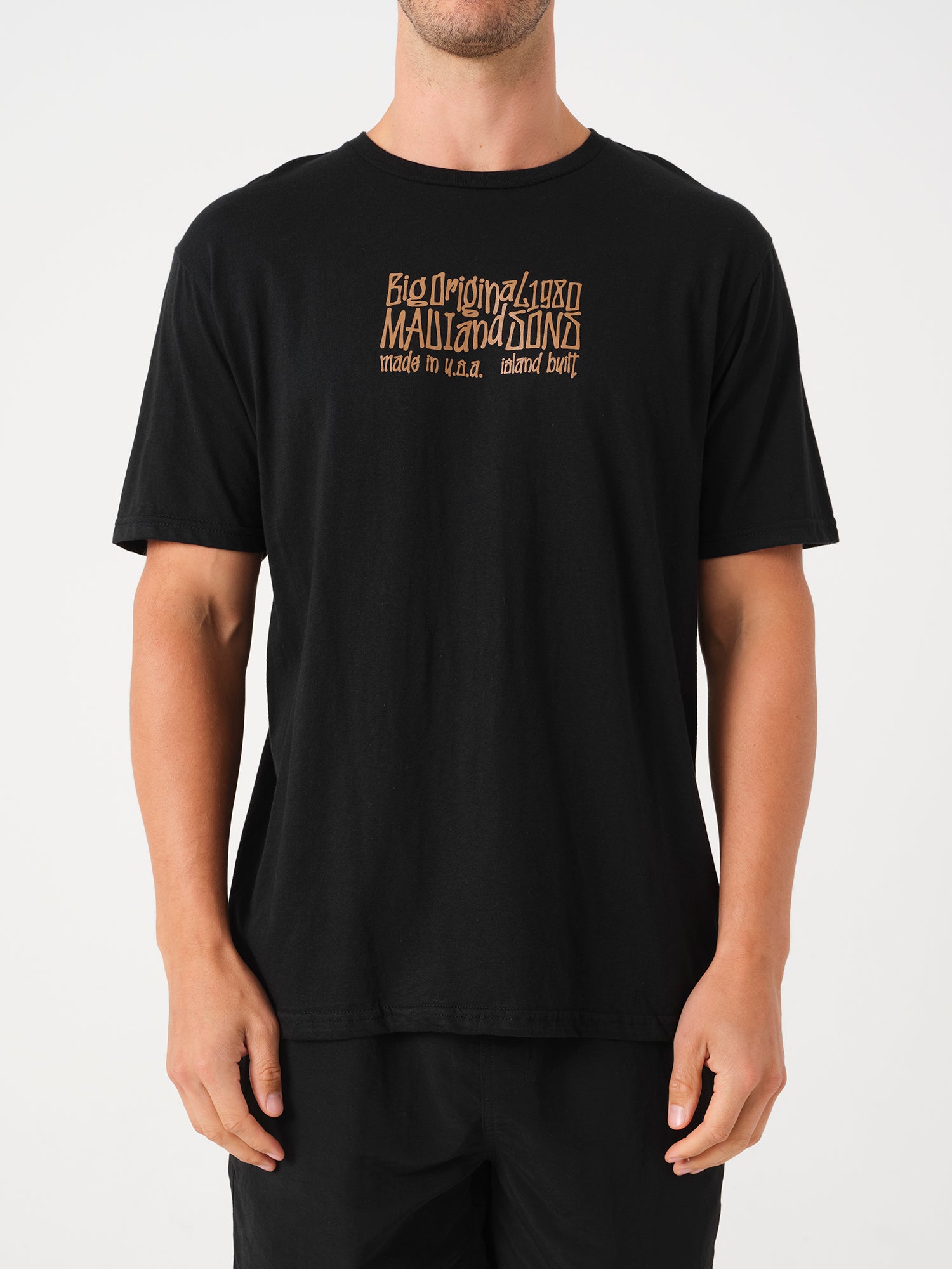 Maui and Sons Island Built t-shirt nera grafica cotone