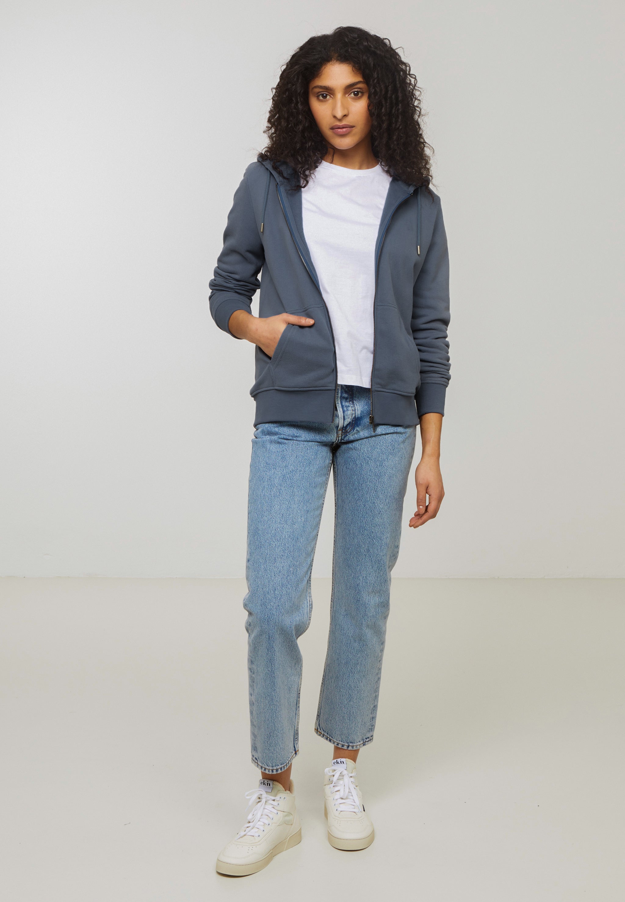 Recolution Dahlia felpa con cappuccio azzurra cotone bio