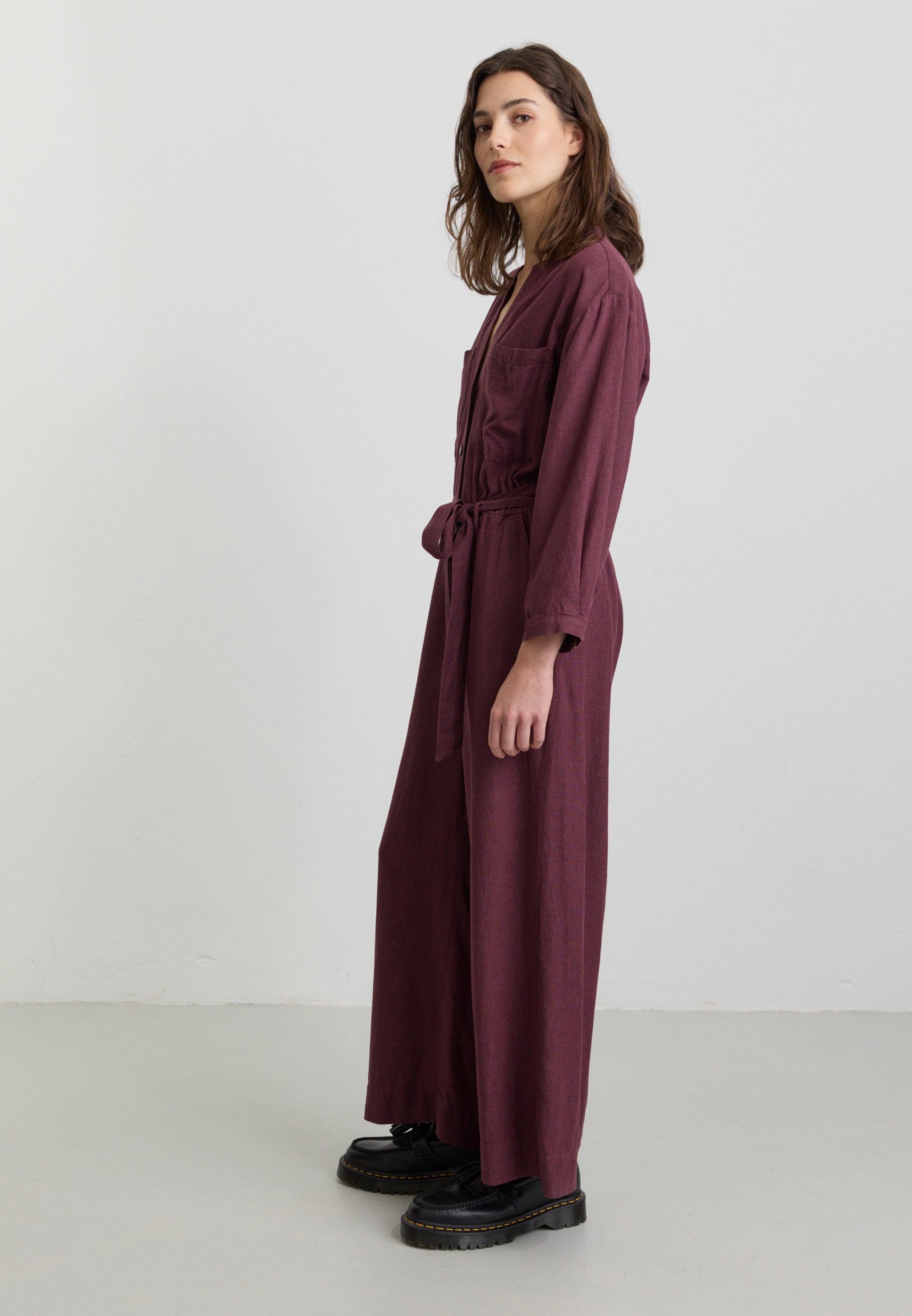 Recolution Filaree tuta dark plum in lino viscosa