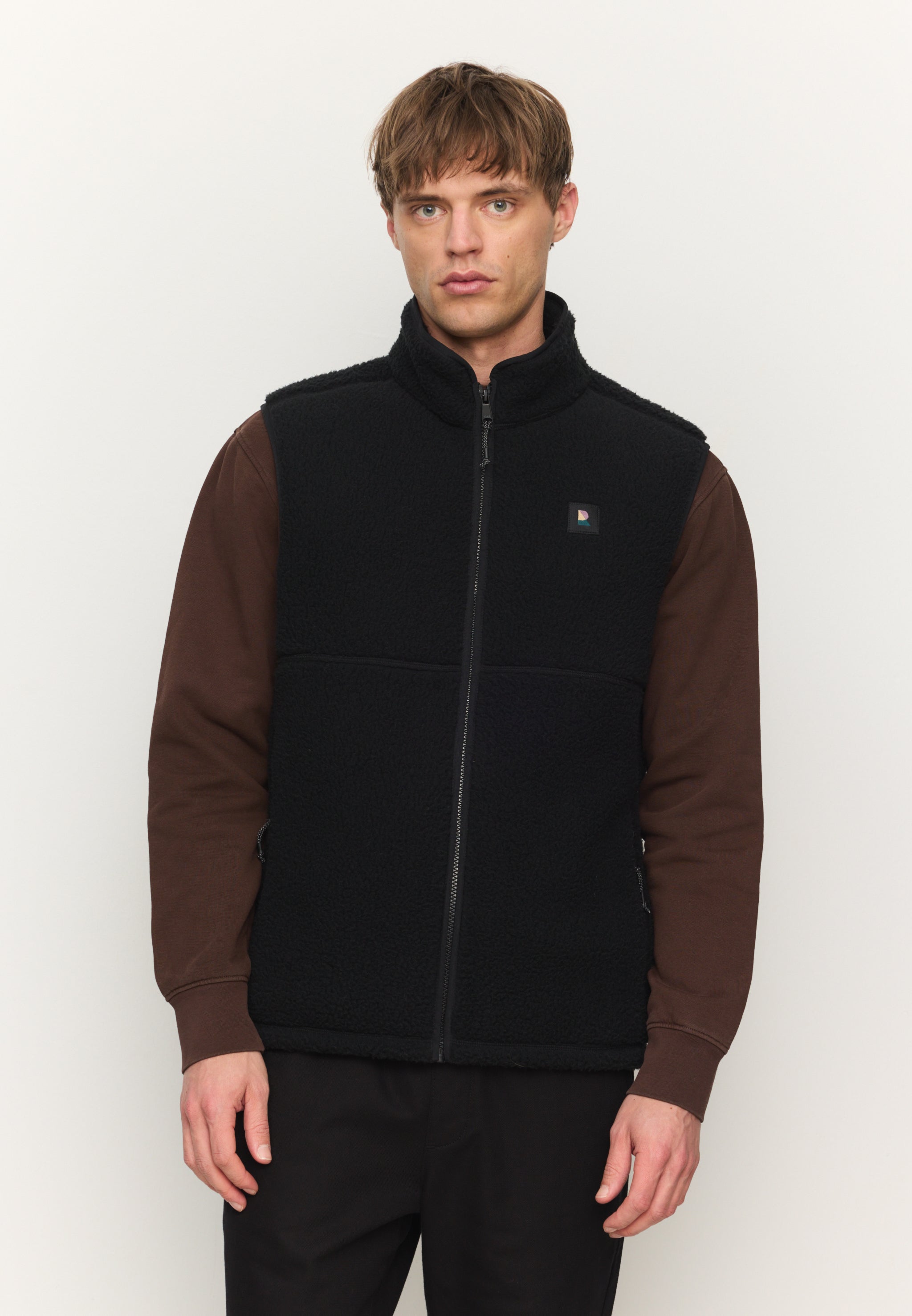 Recolution Teasel gilet nero pile riciclato