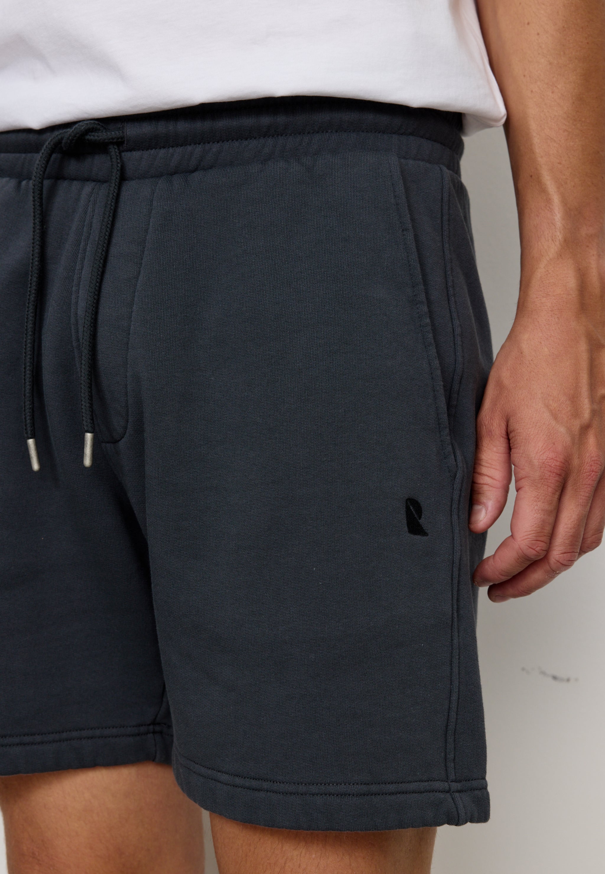 Recolution Balm shorts grigio scuro cotone bio