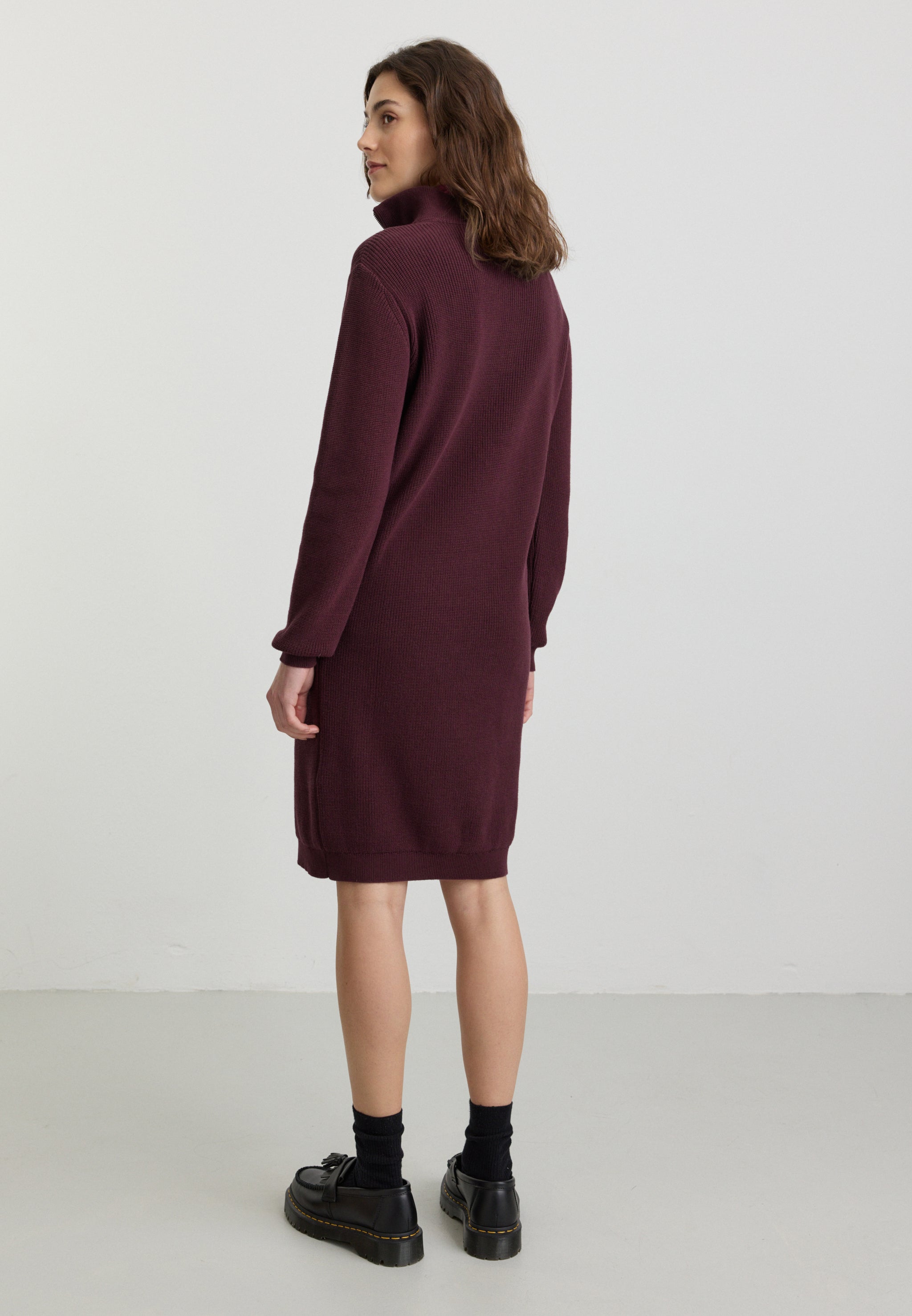 Recolution Stellera abito in maglia prugna cotone bio