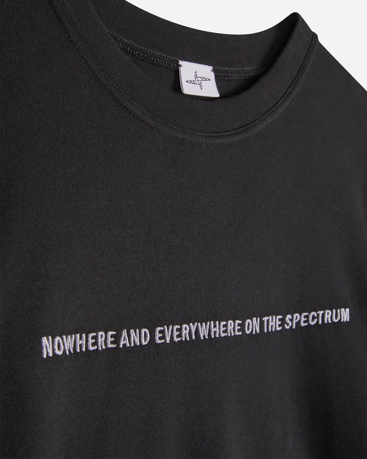 Noskra Statement T-shirt nera cotone ricamo