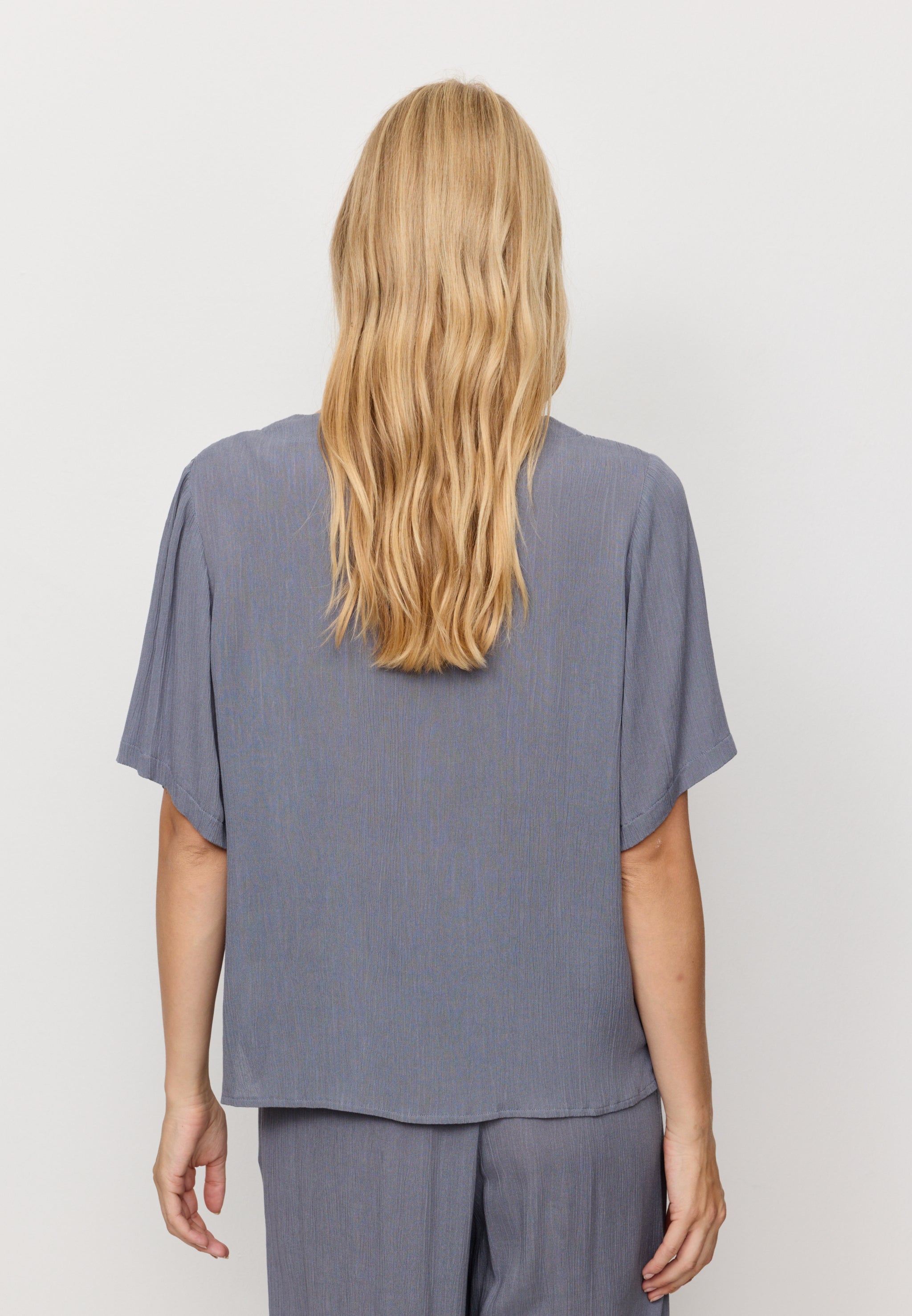 Recolution Spirea blusa azzurra manica corta viscosa