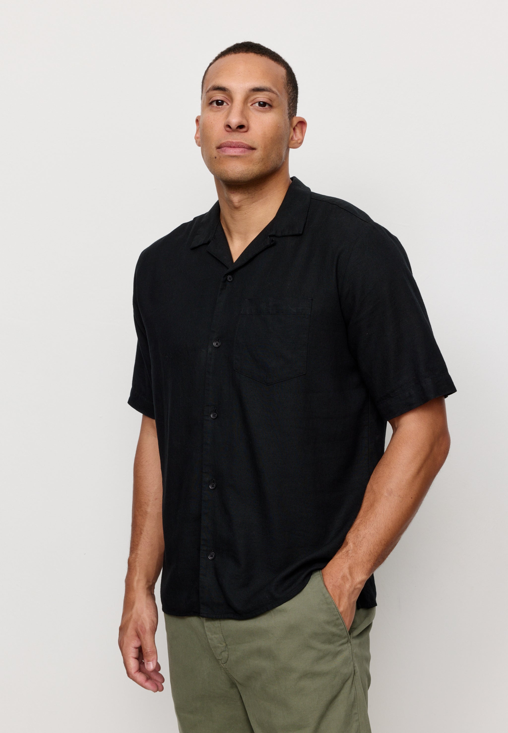 Recolution Cactus camicia uomo nera in lino