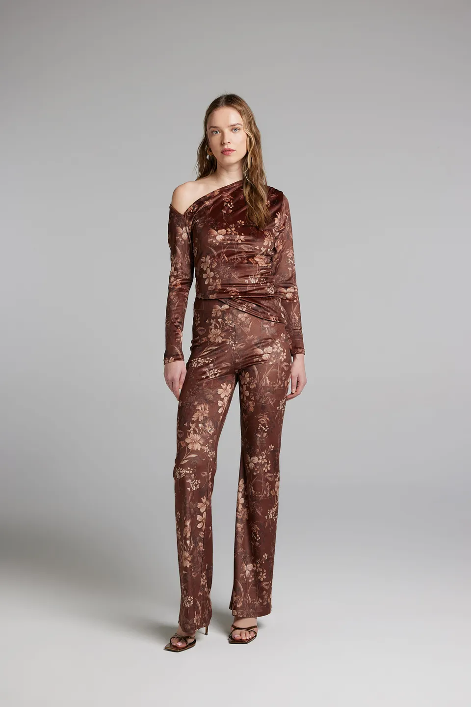 Sarah Chole 27971 Aprile maglia ciniglia